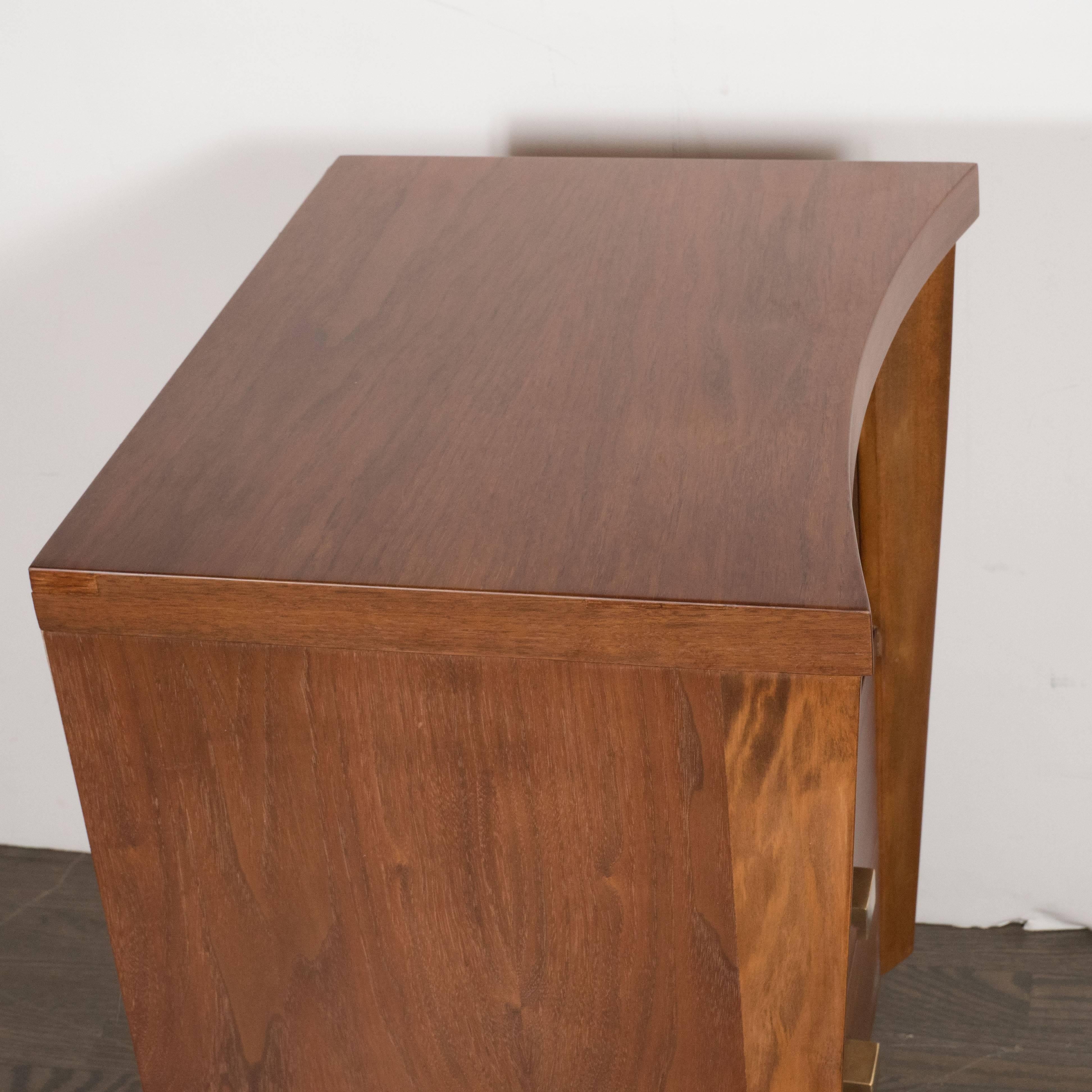 Mid-Century Modernist Bowed Front Nightstands in Rubbed Walnut with Brass Pulls In Excellent Condition In New York, NY