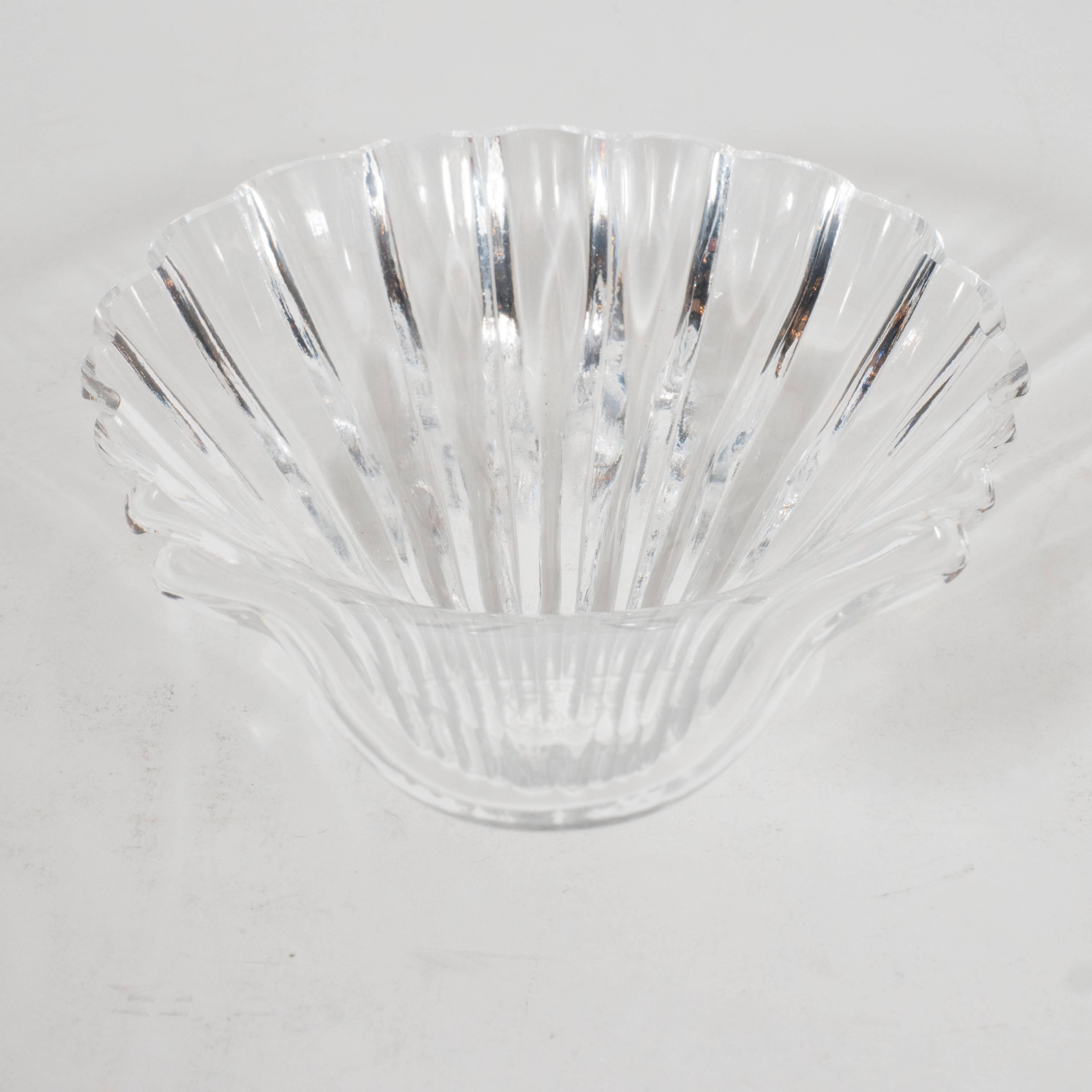 Elegant Baccarat Nut and Condiment Bowl Set, France, circa 1960 In Excellent Condition In New York, NY