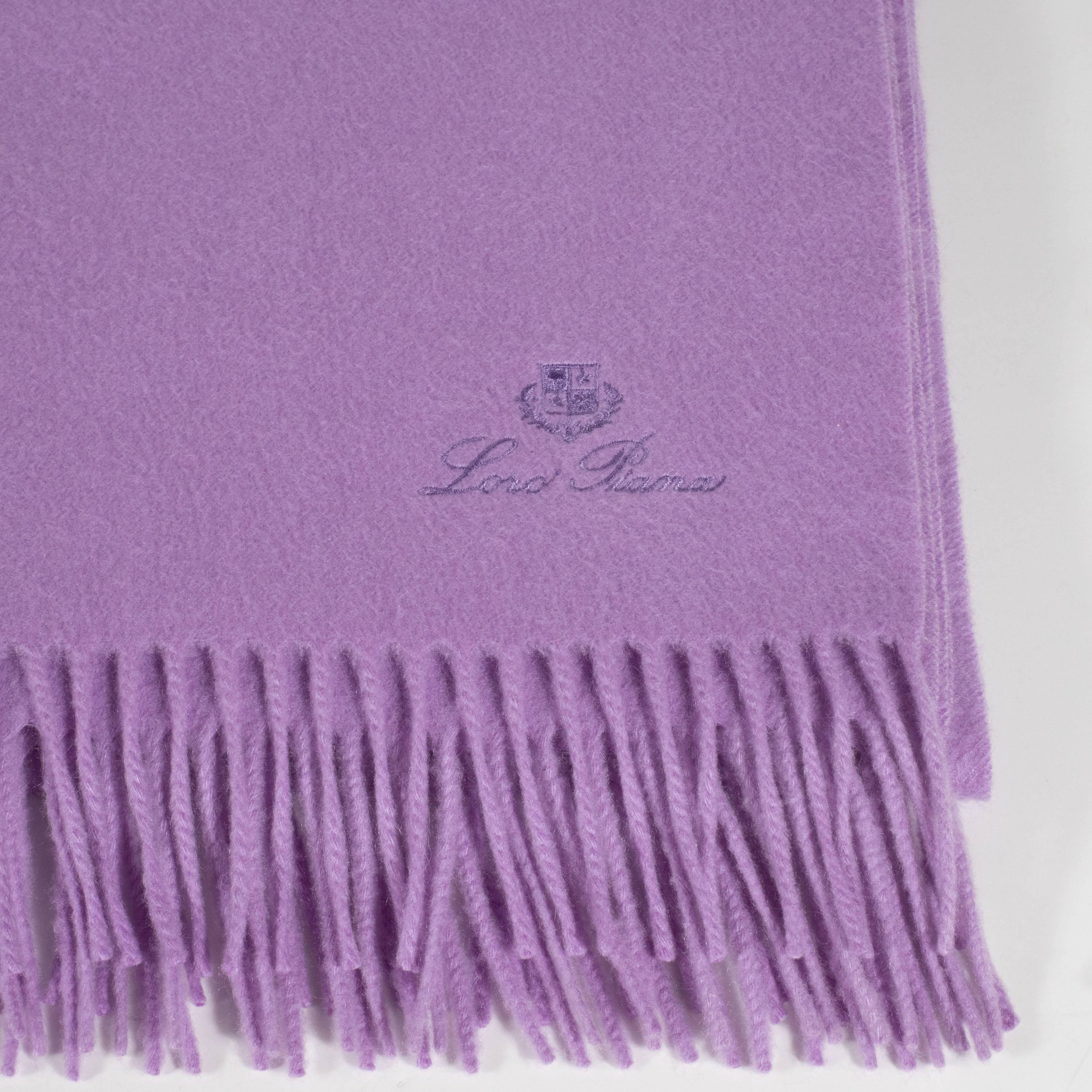 This Loro Piana throw consists of 100% cashmere in a stunning lilac hue. Sourced from the under fleeces of Hircus goats who roam the plains of Mongolia and Northern China, this cashmere is considered the finest in the world. Loro Piana represents