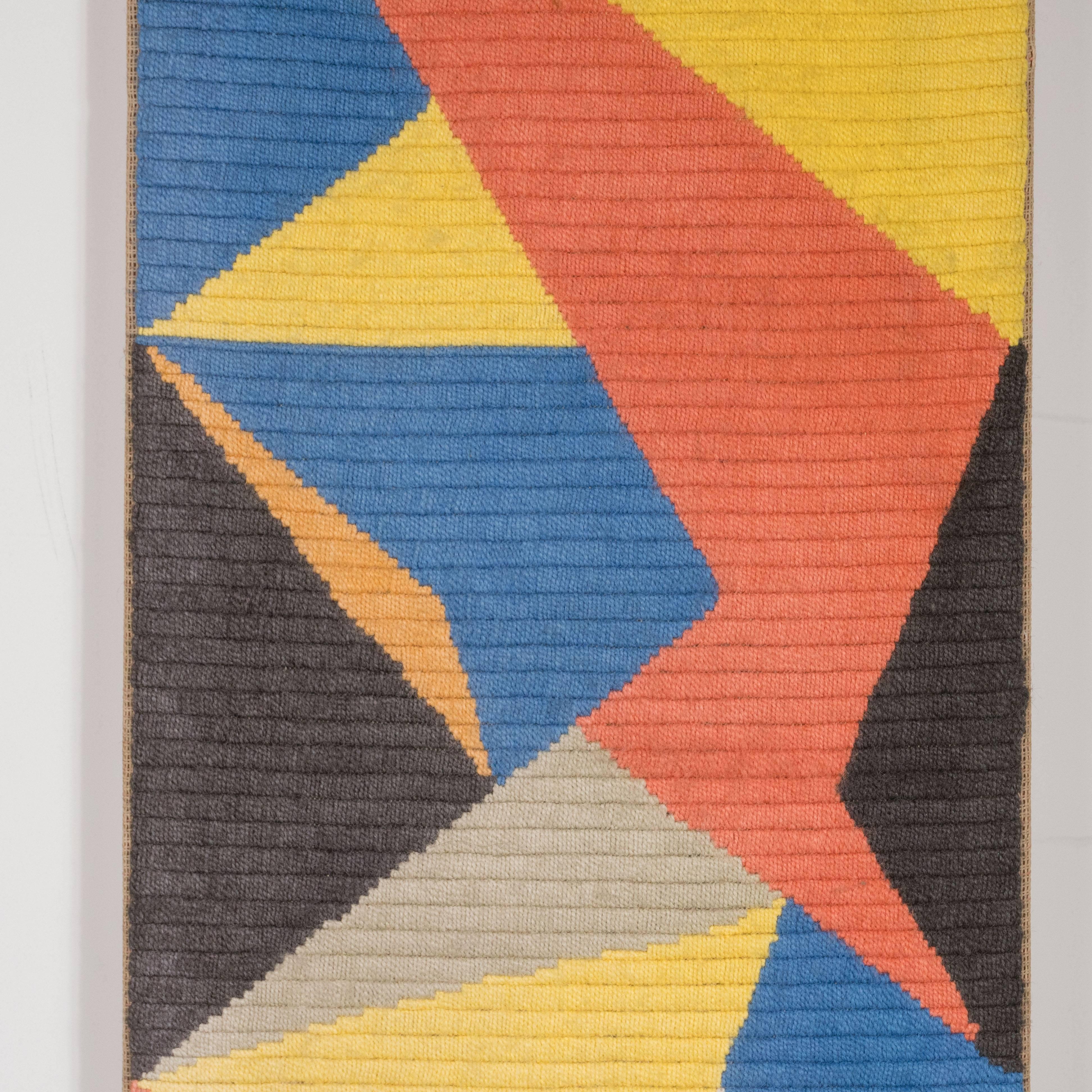 Dynamic Mid-Century Modernist Geometric Modernist Tapestry Wall Hanging In Excellent Condition In New York, NY