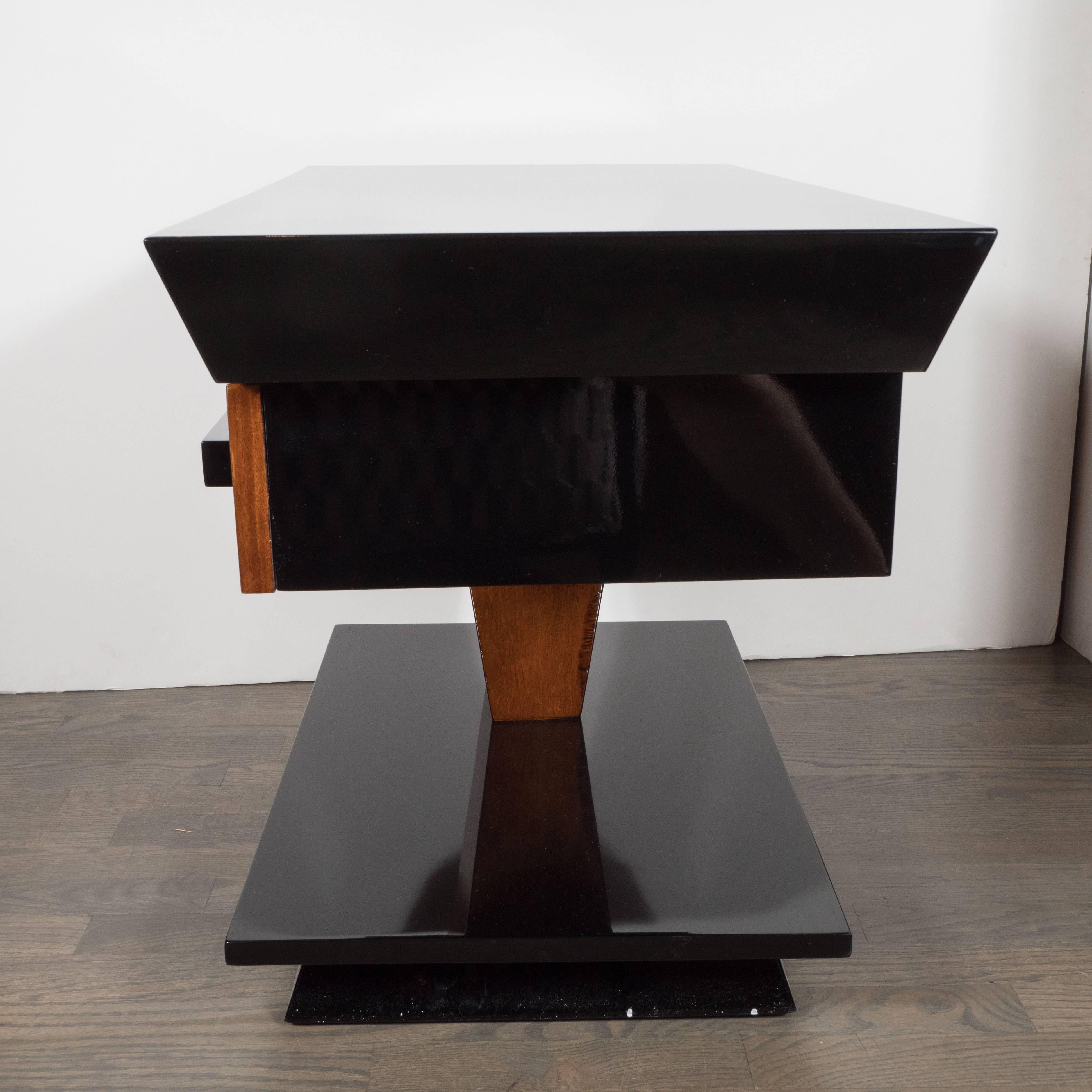 American Pair of Art Deco End Tables in Black Lacquer and Burled Walnut by Donald Deskey