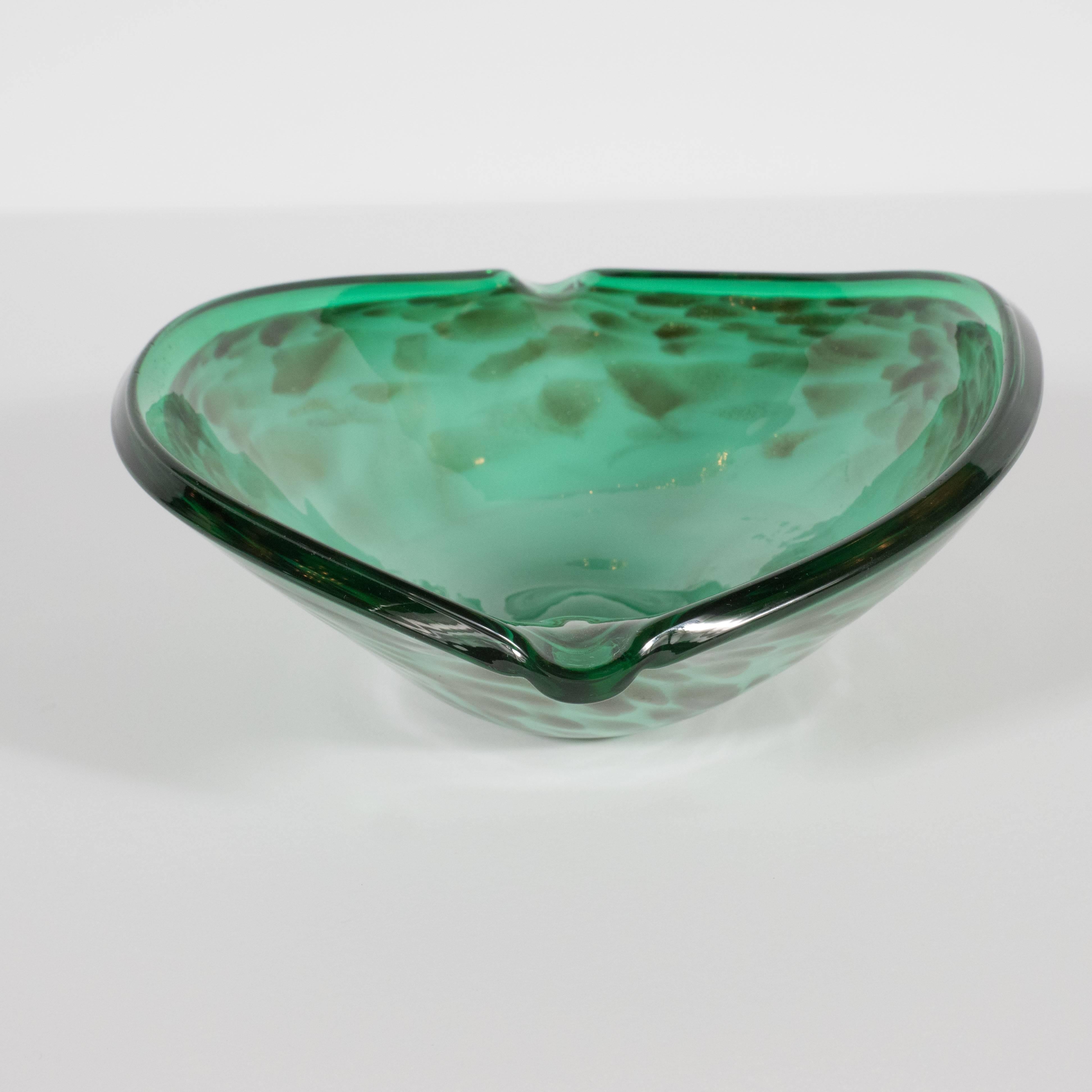 Mid-20th Century Mid-Century Modern Murano Glass Bowl in Sea Foam and Iridescent Emerald Green