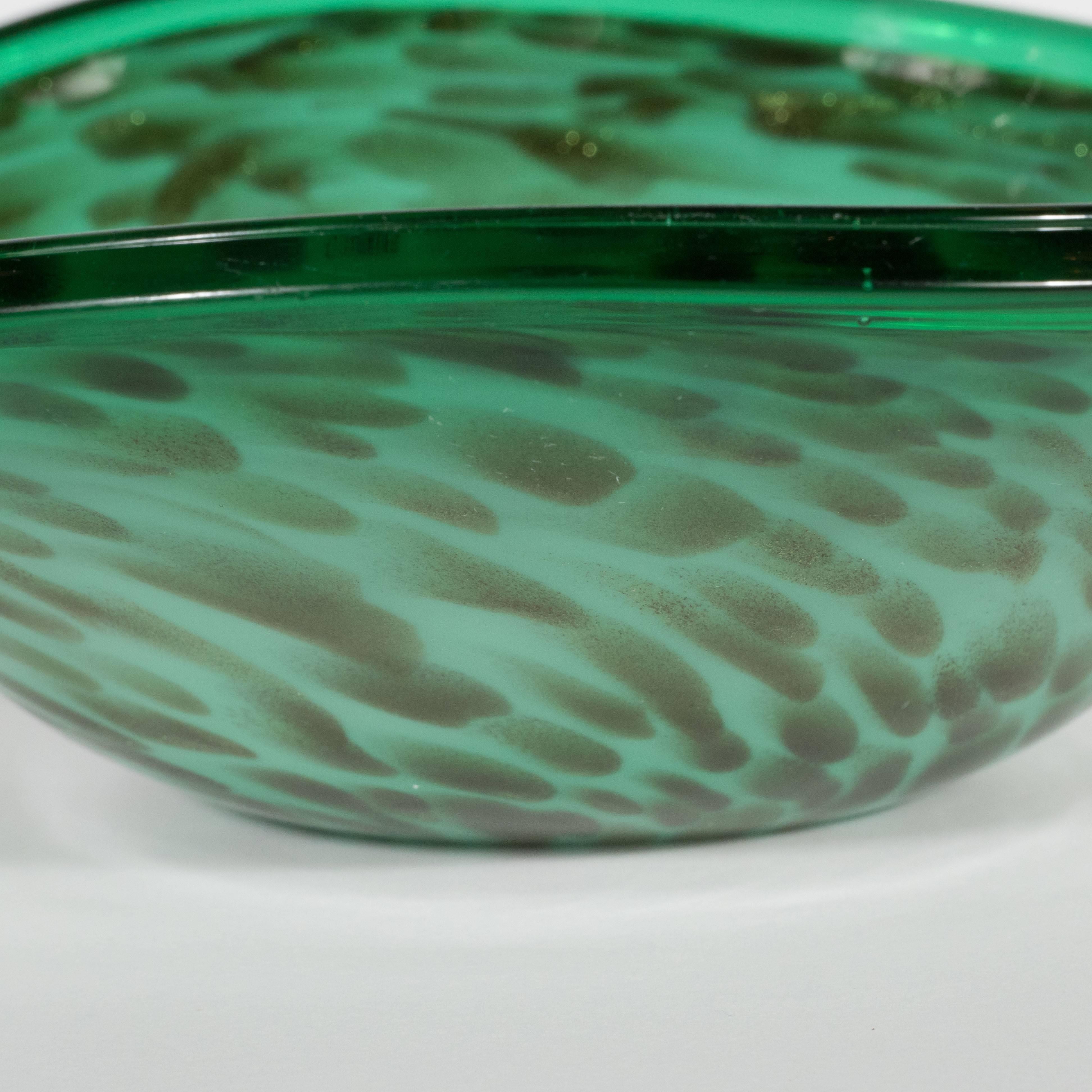 Mid-Century Modern Murano Glass Bowl in Sea Foam and Iridescent Emerald Green 3