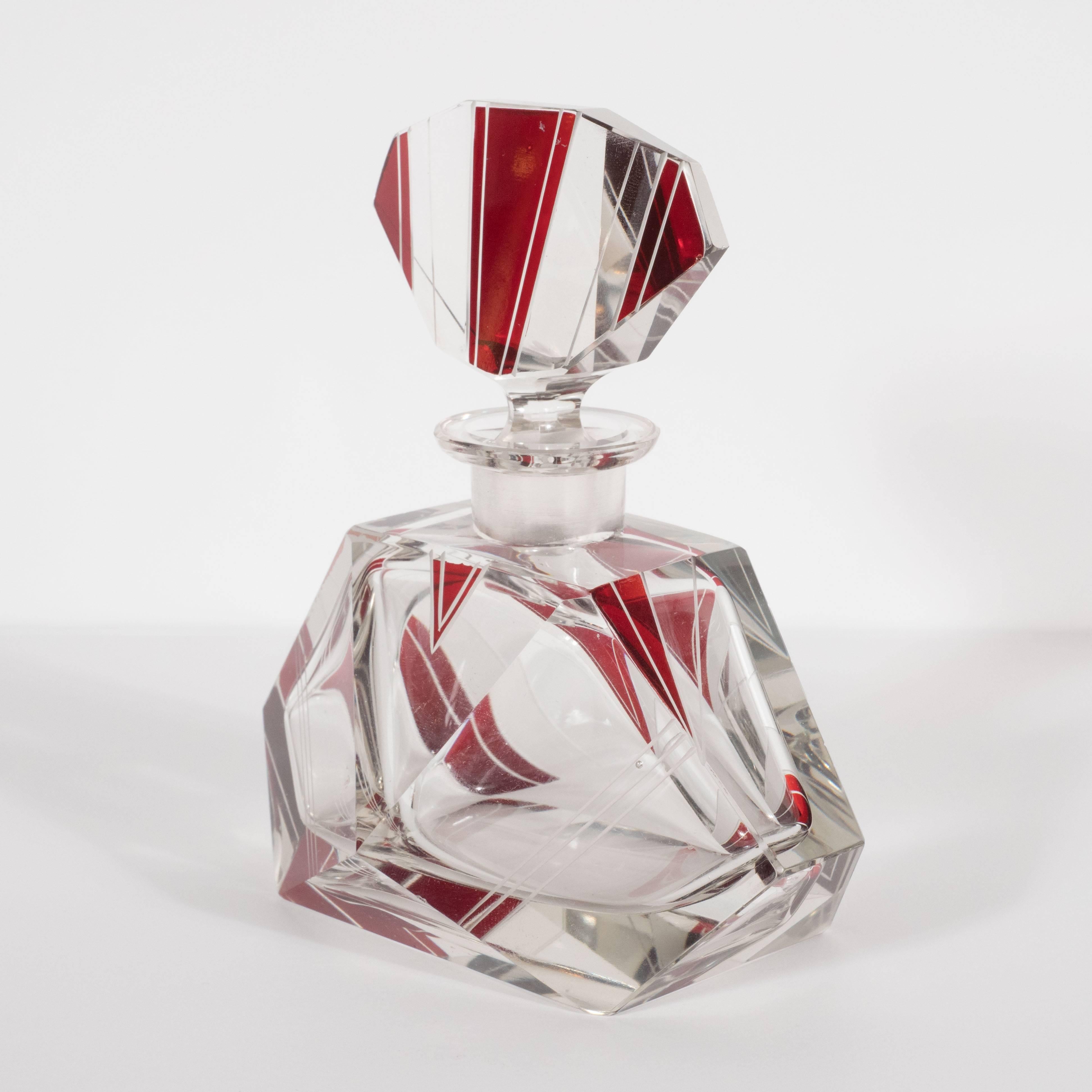 Czech Art Deco Perfume Bottle in Crimson and Clear Glass with Geometric Designs In Excellent Condition In New York, NY