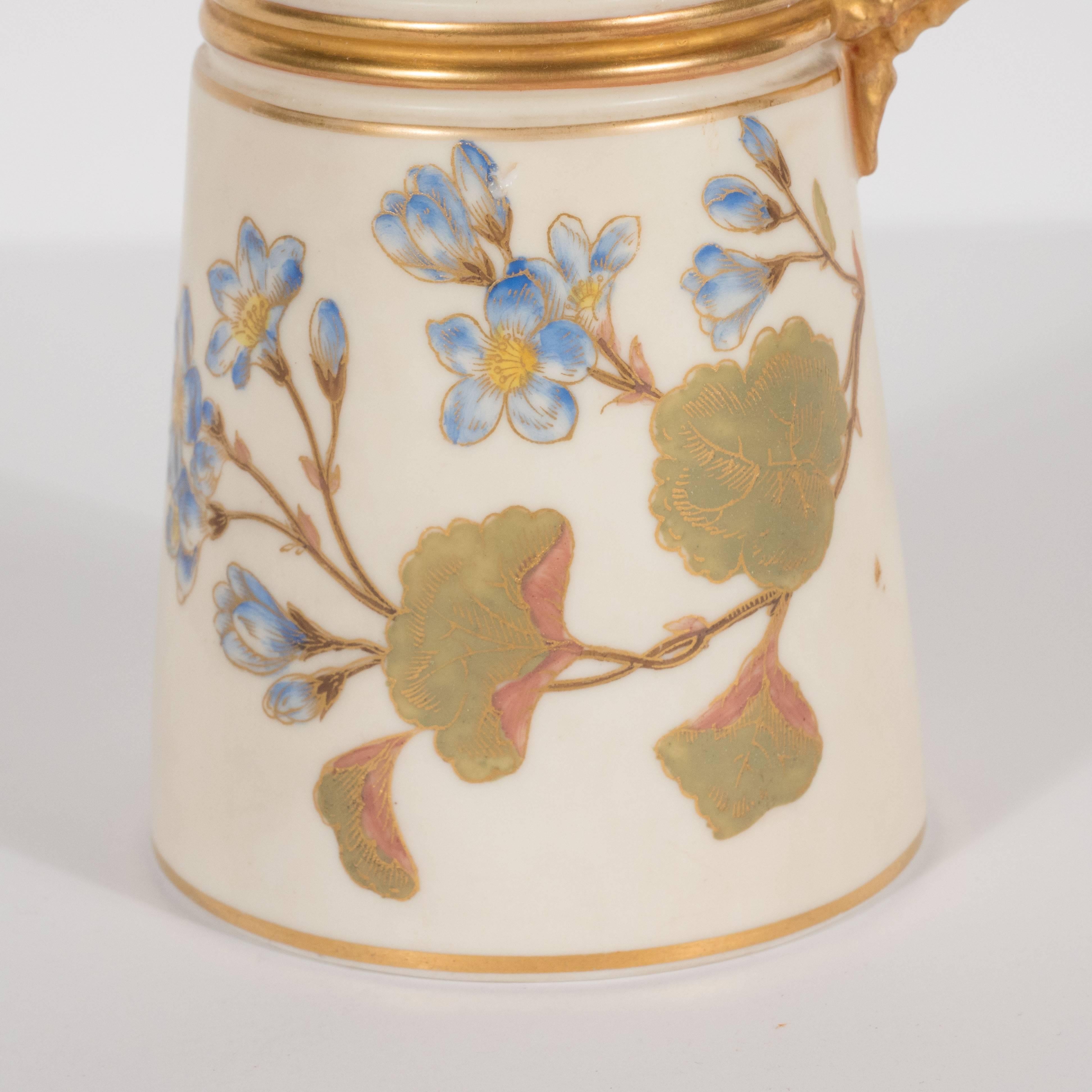 Early 20th Century Hand-Painted Gilded Art Nouveau Bonn Royal Worcester Vase with Floral Motif For Sale