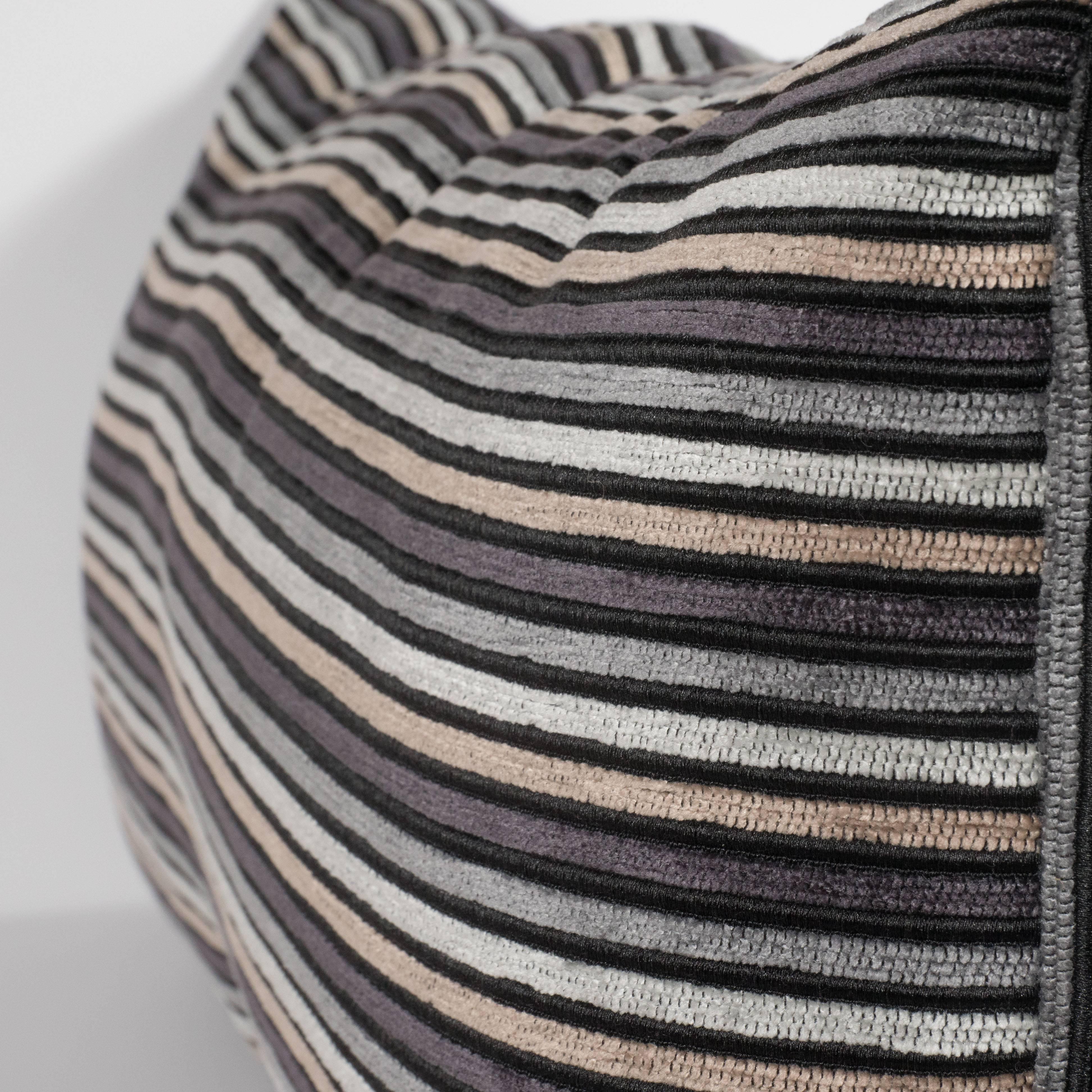 Contemporary Pair of Modern Rectangular Striped Velvet Pillows in Neutral Silver & Gold Tones For Sale
