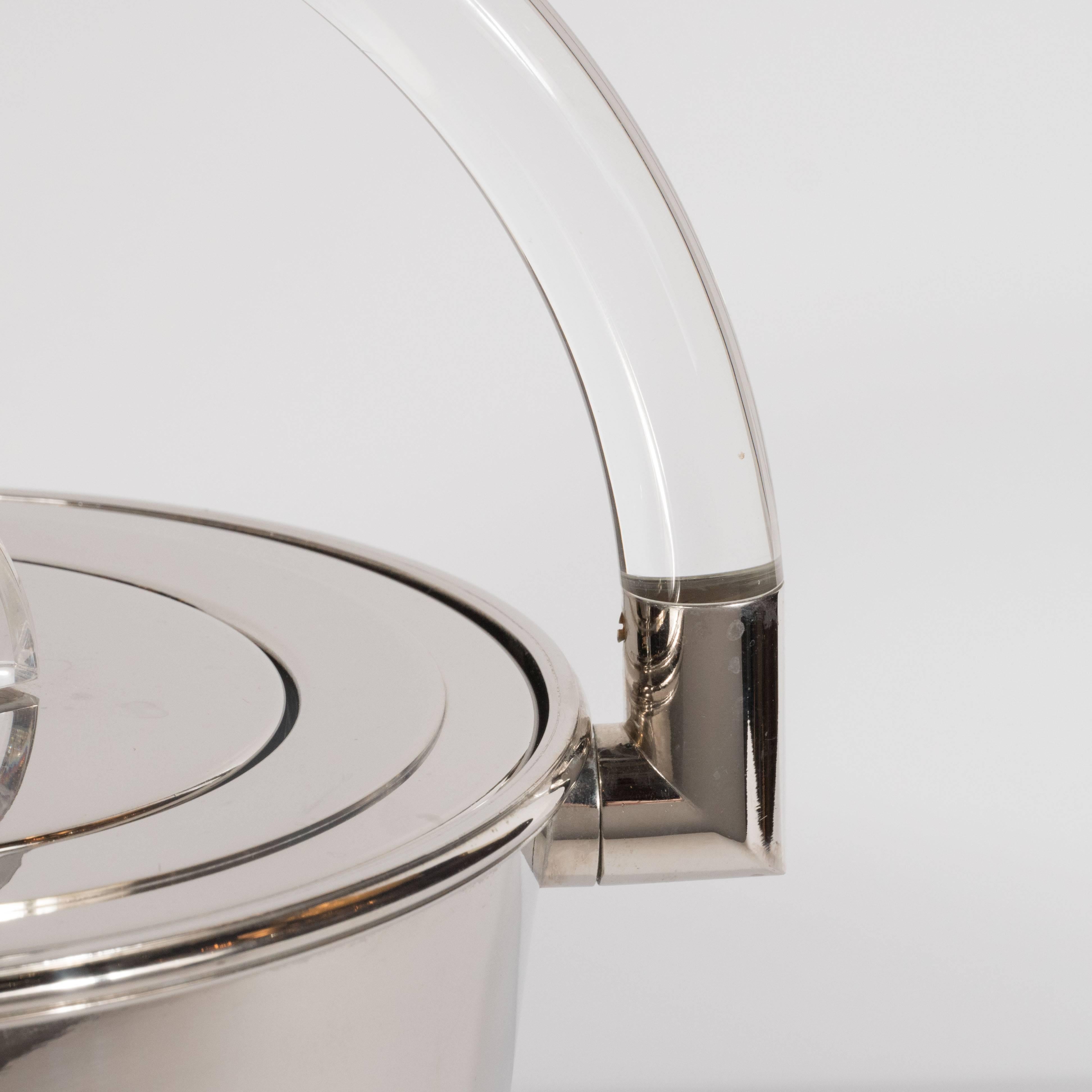 Italian Mid-Century Modern Chrome and Lucite Ice Bucket by Montagnini & Co. In Excellent Condition In New York, NY