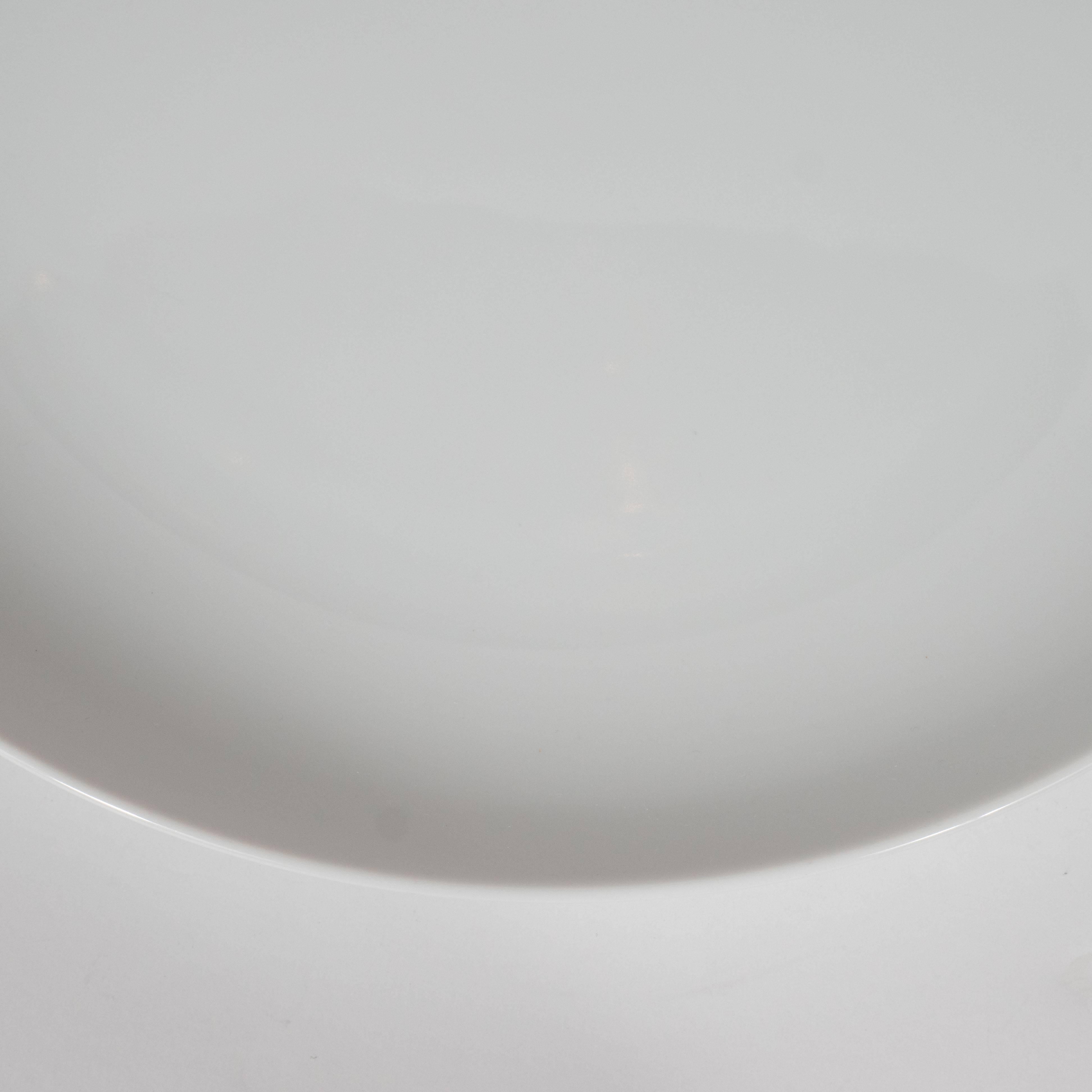 Three Mid-Century Modern White Ceramic Serving Plate by Tiffany & Co. In Excellent Condition In New York, NY