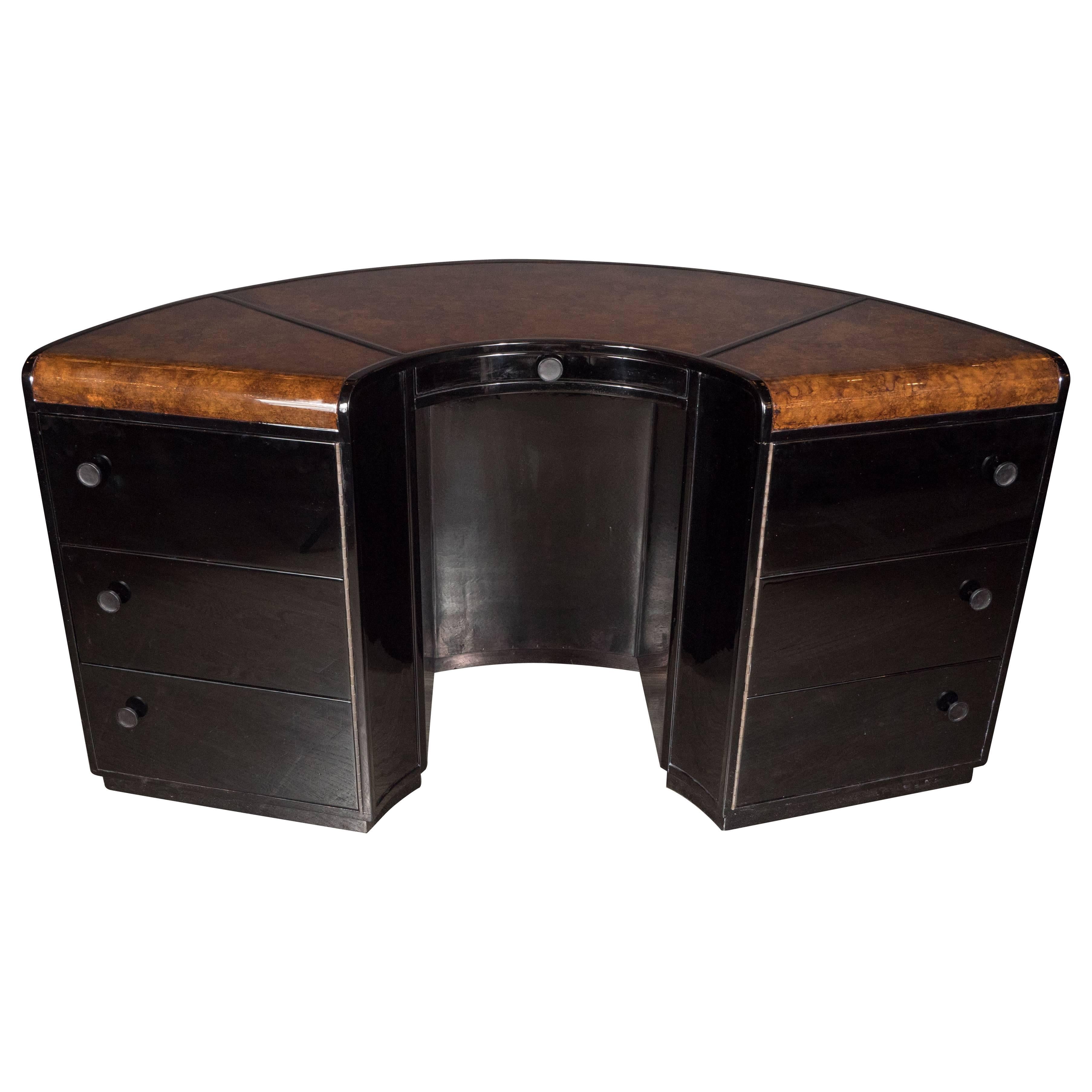 Amerikanischer Art-Deco-Schreibtisch aus gemasertem Karpaten-Ulmenholz und schwarzem Lack