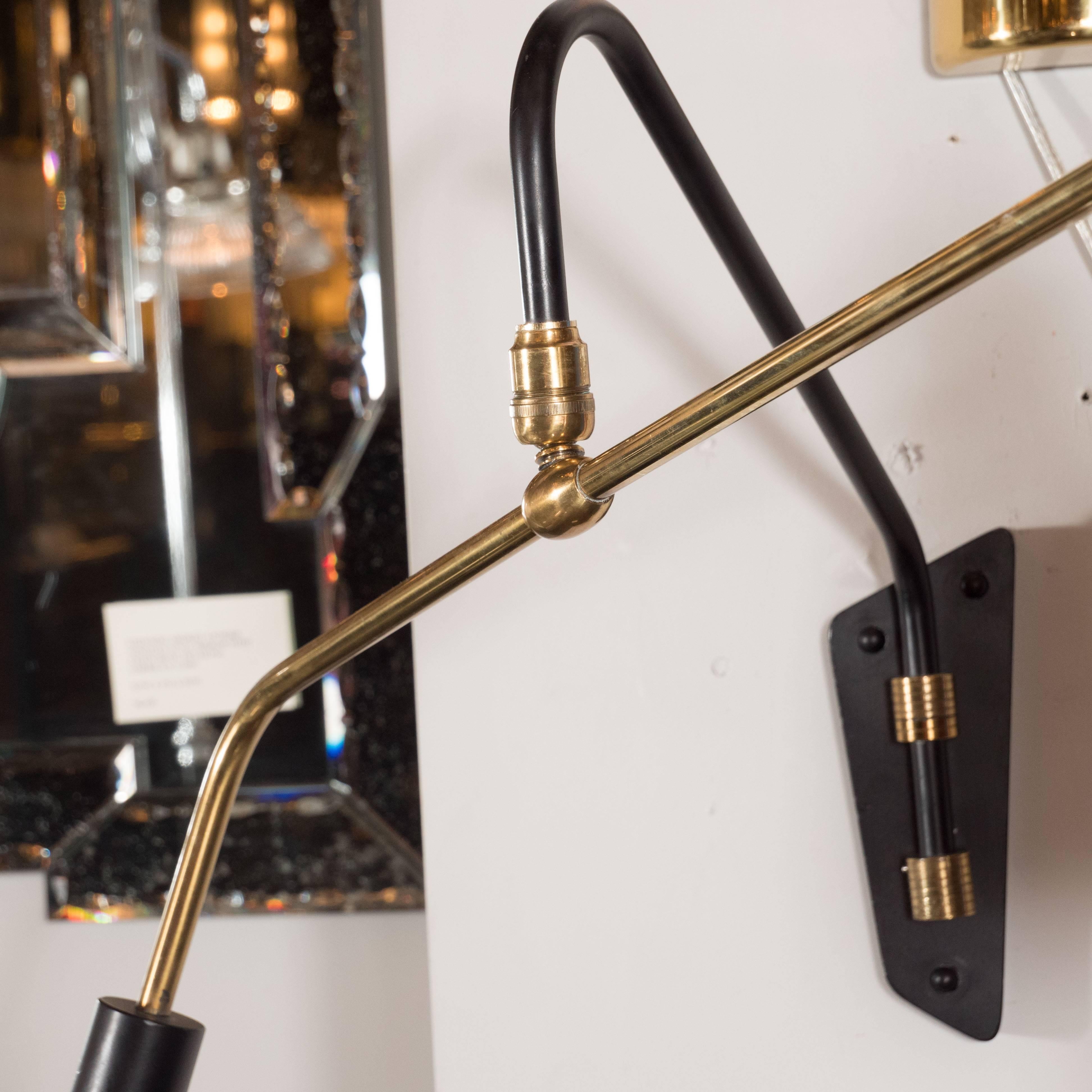 Italian Mid-Century Modern Swing Arm Wall Sconce in Brass and Black Enamel In Excellent Condition In New York, NY