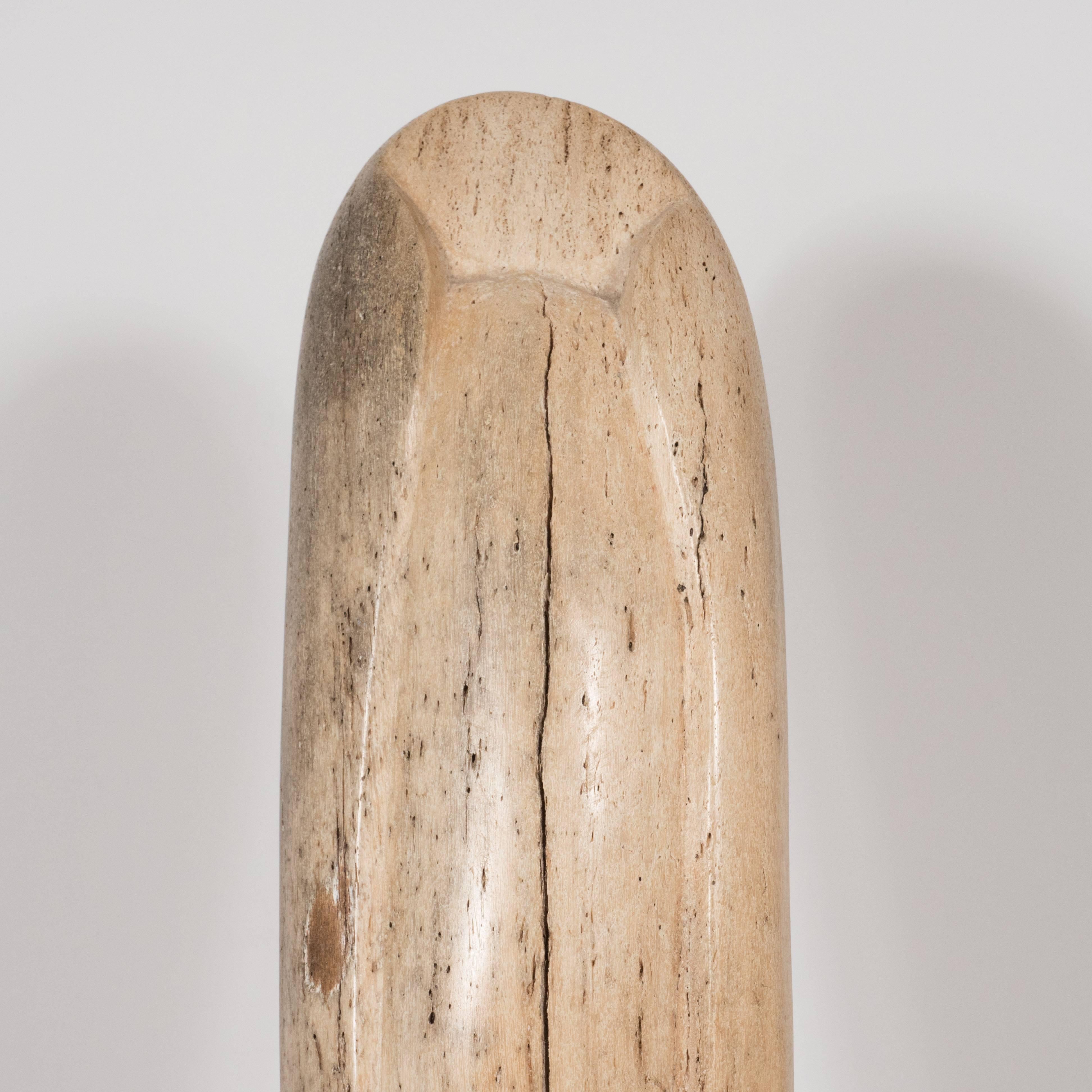 Midcentury Carved Inuit TOTEM in Birch with Circular Mother-of-Pearl Inlay For Sale 2