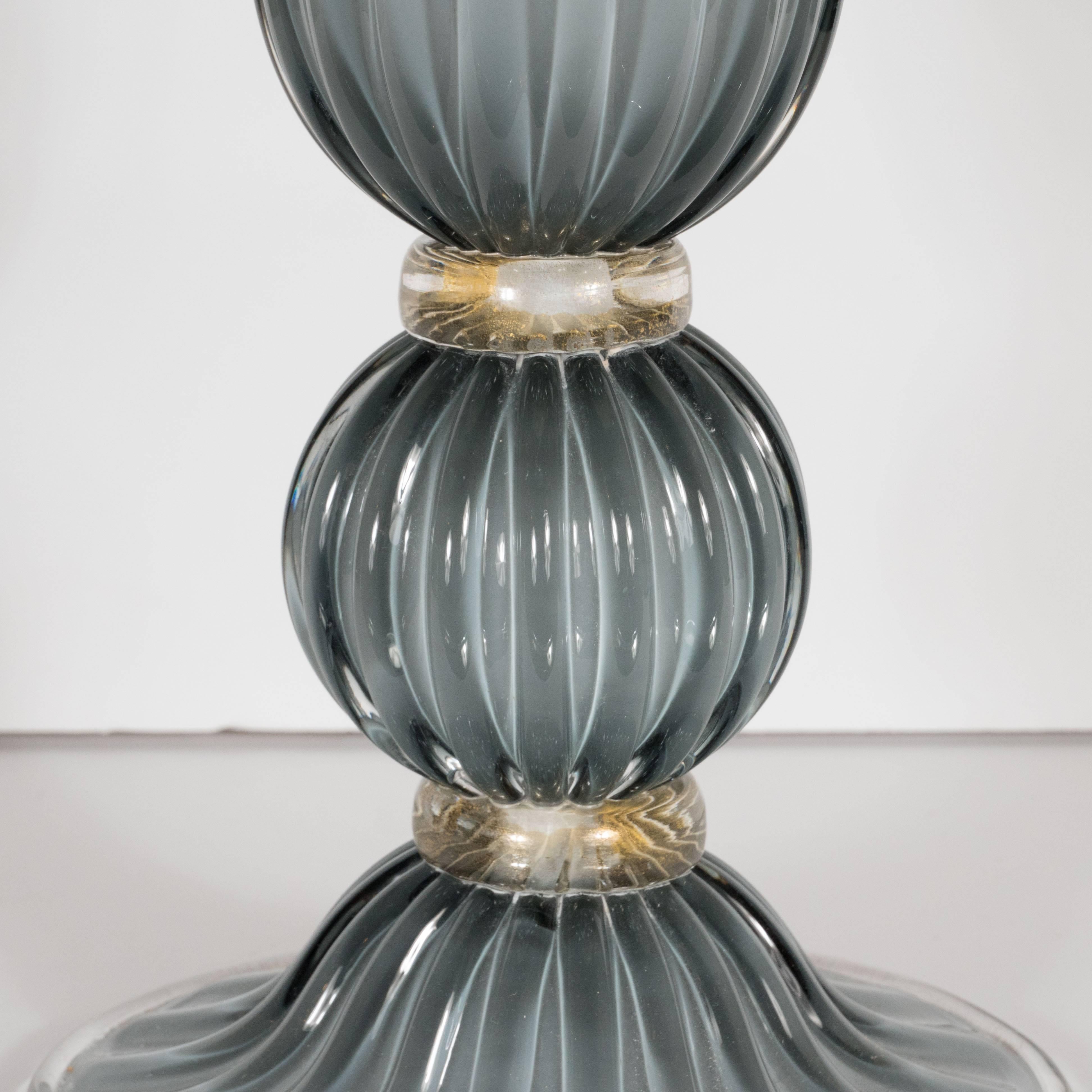 XXIe siècle et contemporain Paire de Lampes de Table Modernistes de Murano Soufflées à la Main en Verre Gris en vente