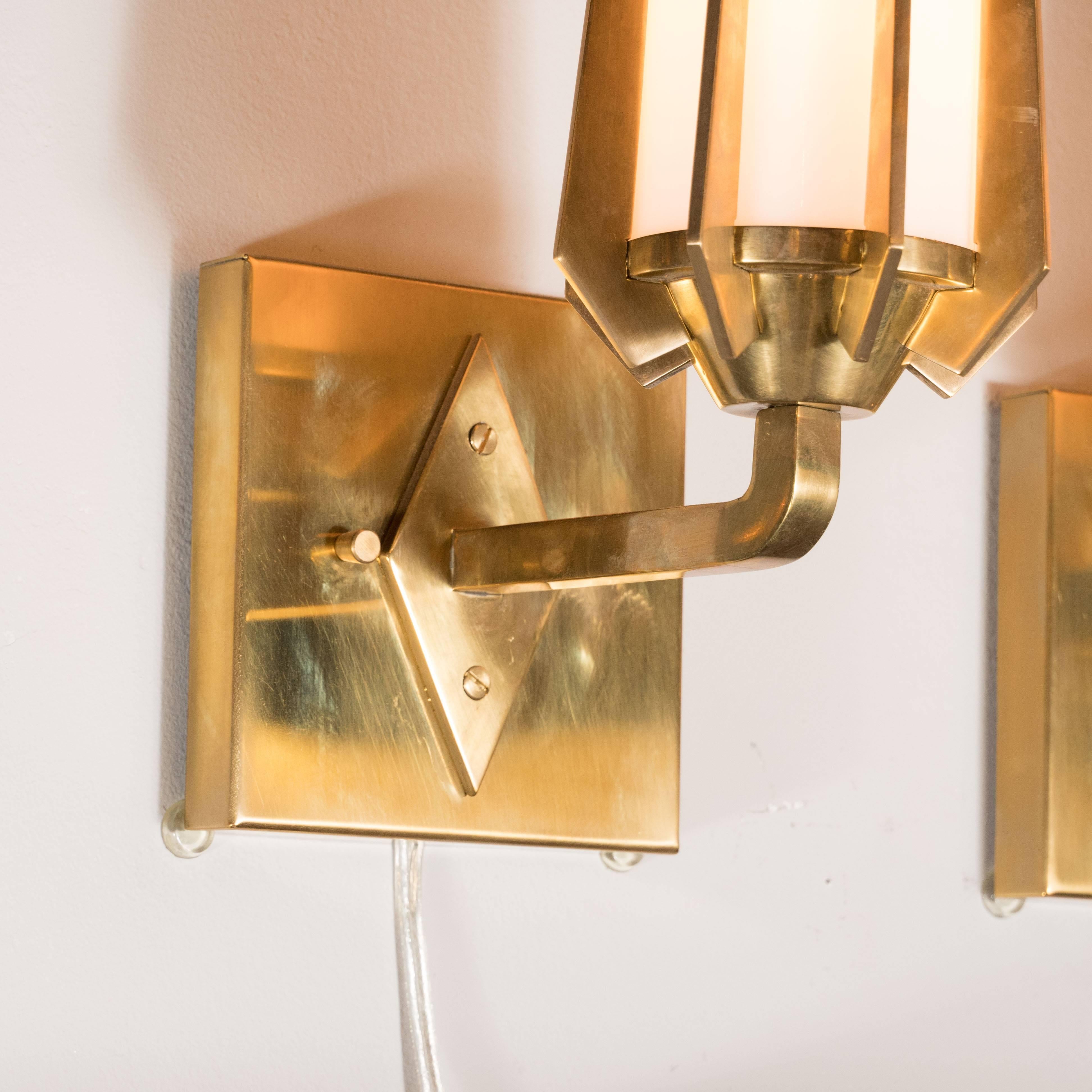 Frosted Pair of Midcentury Sconces in Brass and White Glass in the Manner of Gio Ponti
