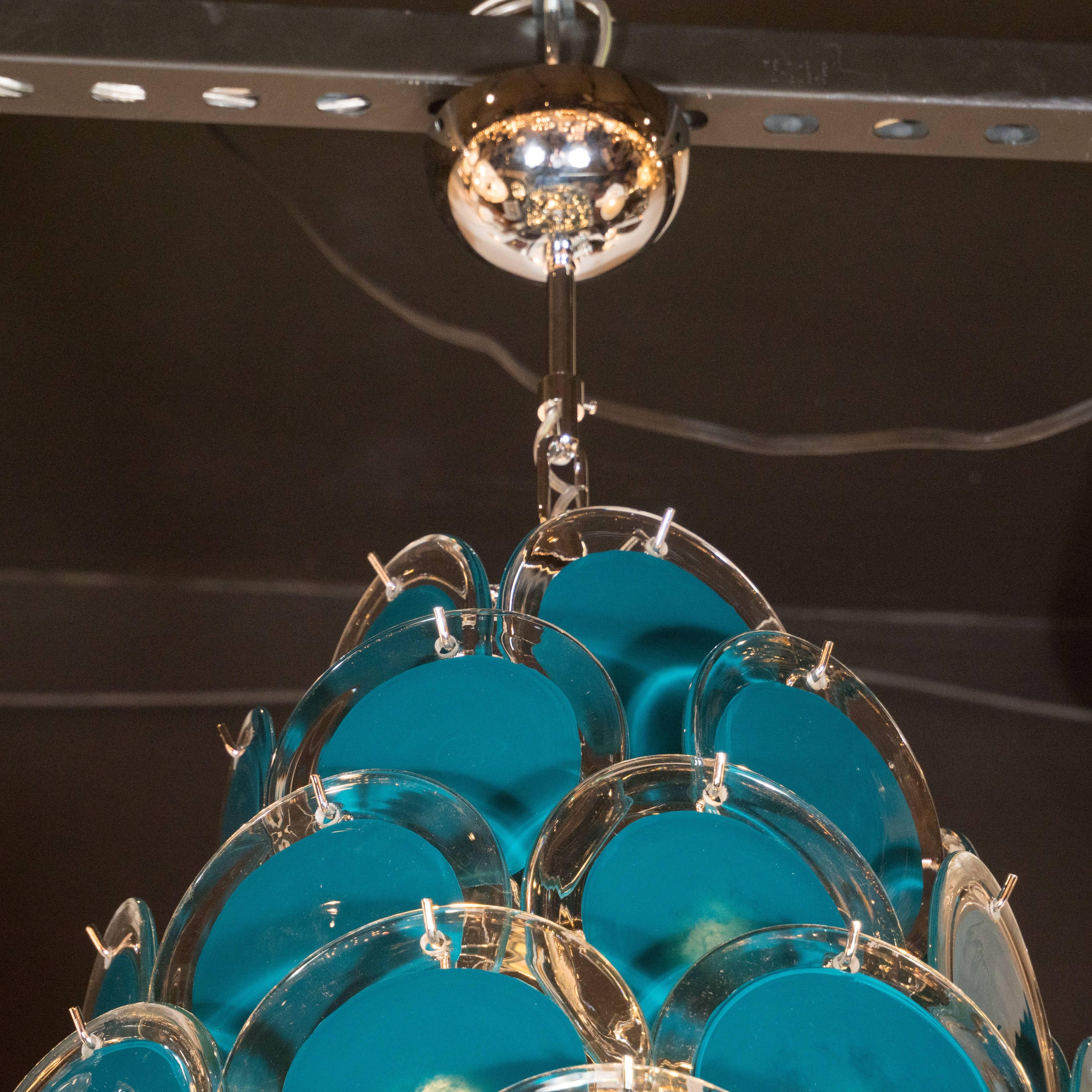 Lampadario di Murano modernista in cromo con dischi trasparenti e blu ceruleo In condizioni ottime in vendita a New York, NY