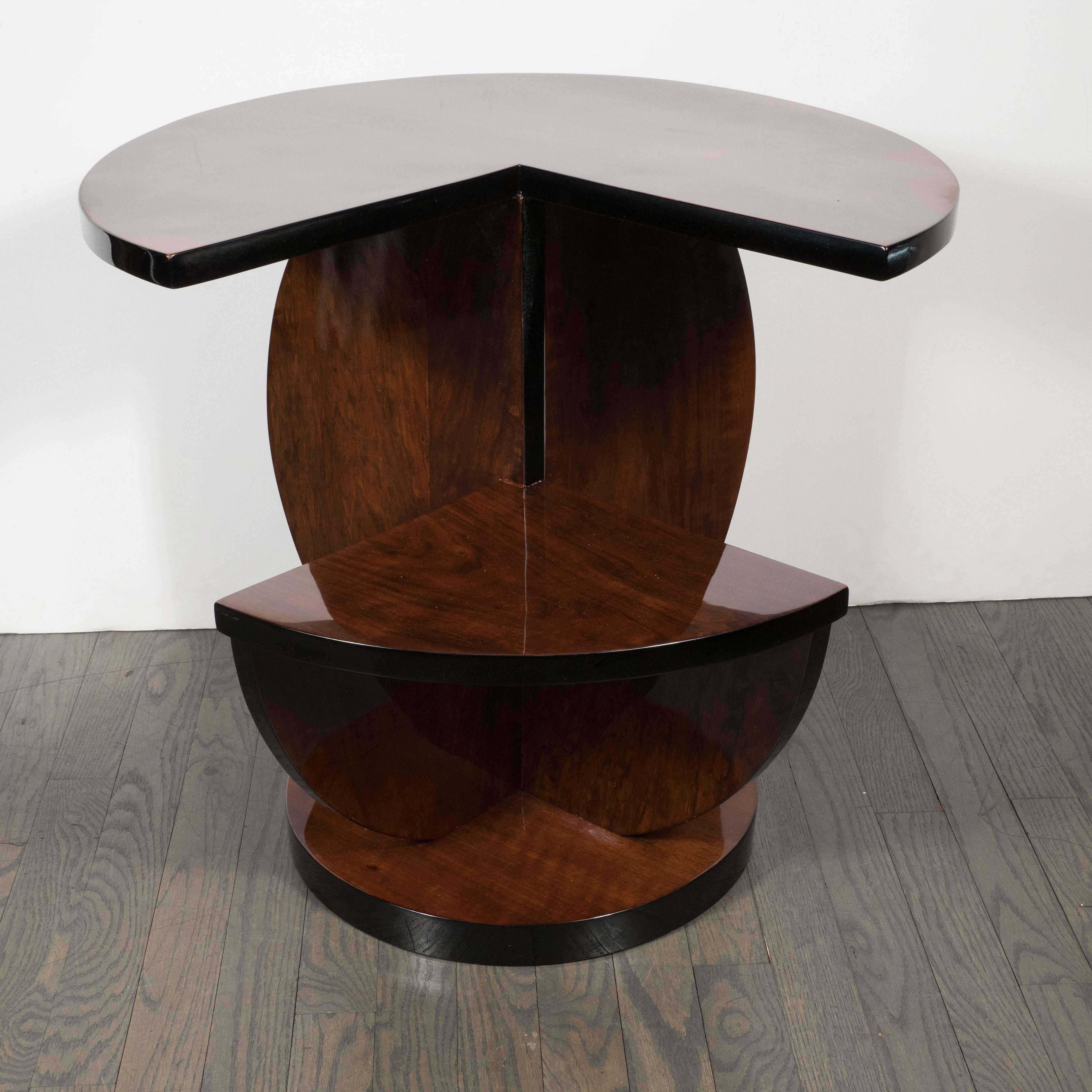 French Art Deco Cubist Side Table in Bookmatched Burled Walnut and Black Lacquer In Excellent Condition In New York, NY