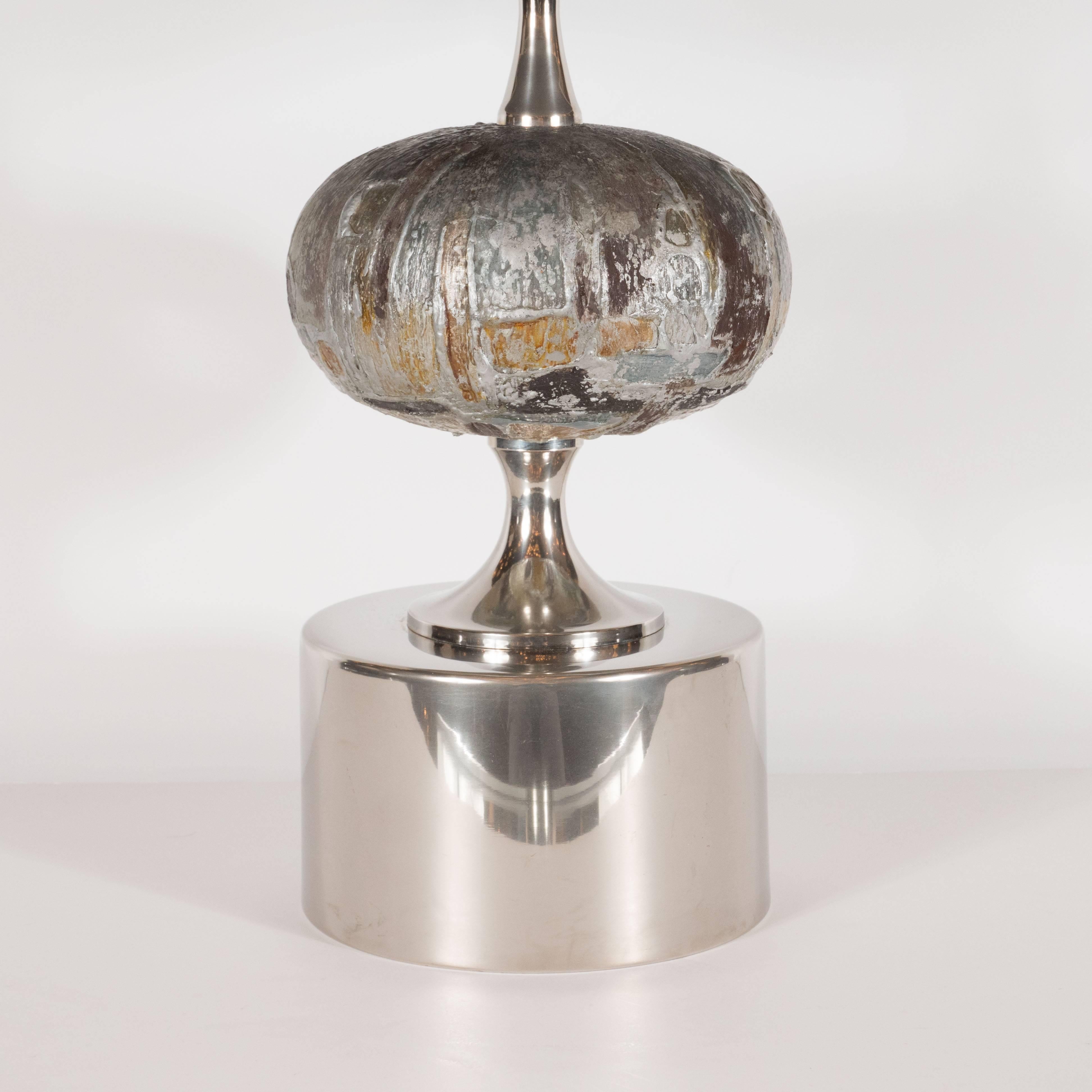 Lampe de table française moderne du milieu du siècle, peinte et fabriquée à la main, avec raccords en nickel en vente 1