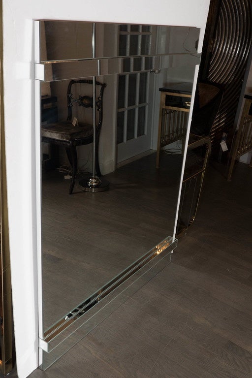 Sculptural Mid-Century Modernist Floating Mirror with Mirrored Rail Design In Excellent Condition In New York, NY