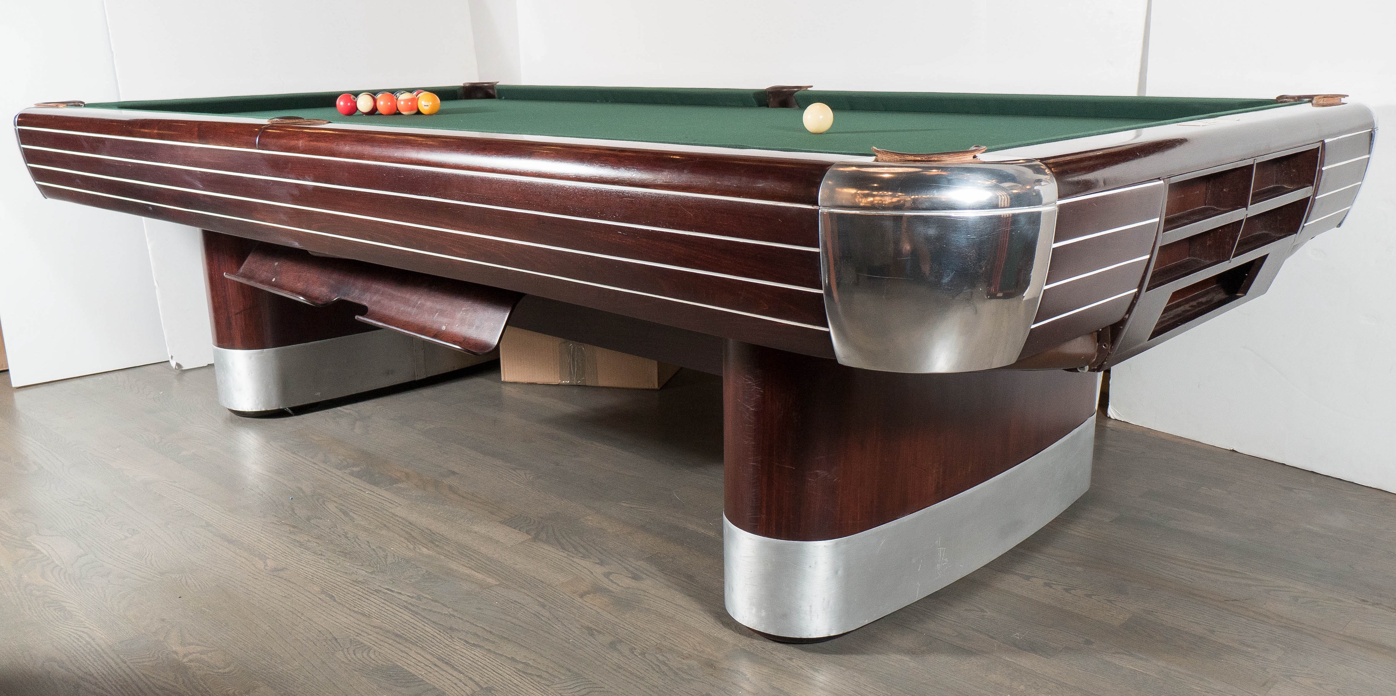 Classic 1945 9' Brunswick Anniversary Pool Table Restored Refinished
