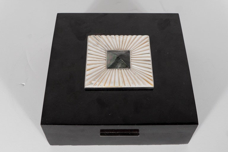 Philippine Lux Square Blacktab Shell Box with Allan Shell Overlay and Tahiti Shell Pyramid
