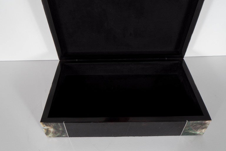 Exquisite Blacktab Shell Box with Tahiti Shell Ends and Silvered Inlay Trim In Excellent Condition In New York, NY