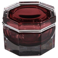 Caja octogonal de cristal de Murano soplado a mano en granate ahumado