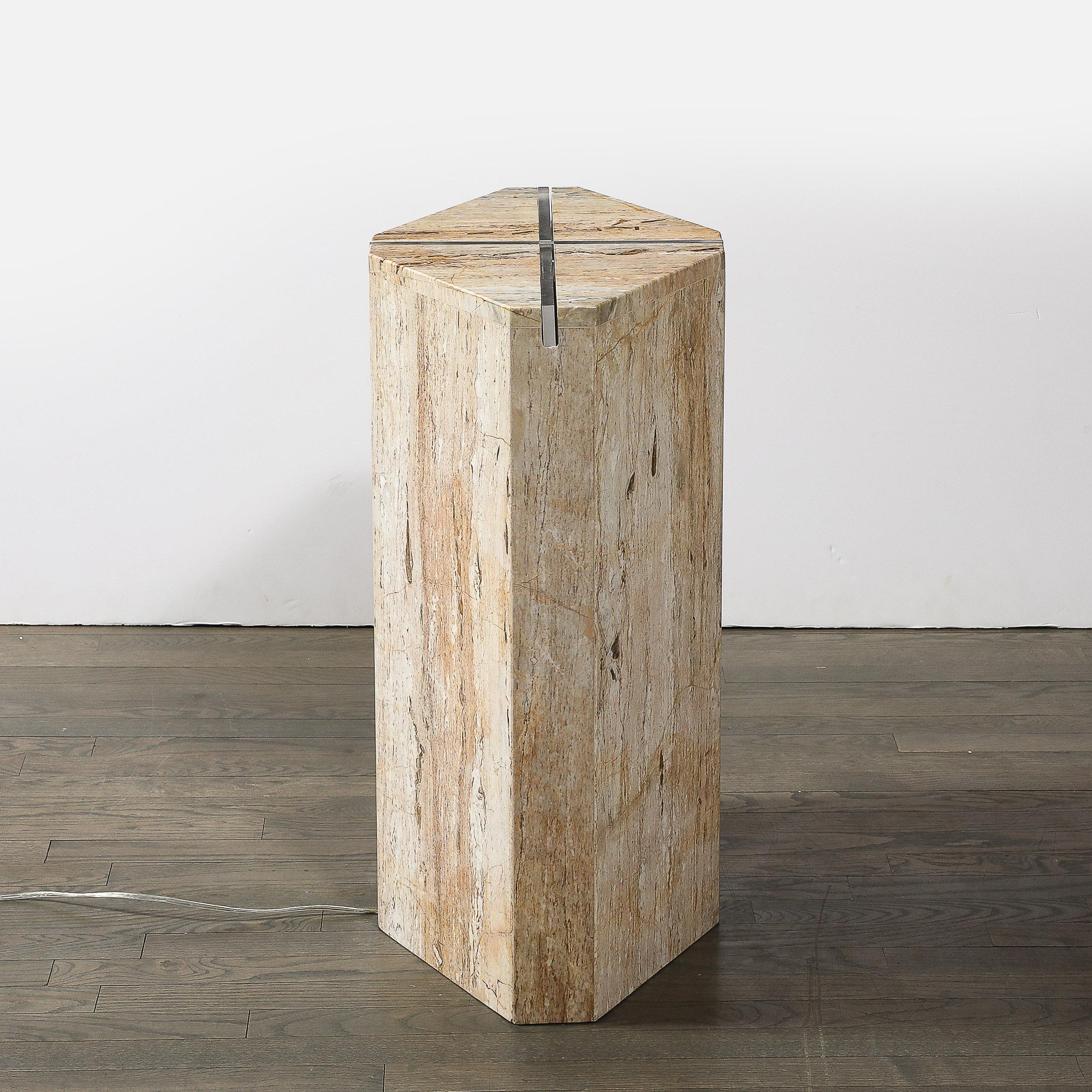 Sophisticated Mid-Century Modernist Crosslight Illuminating Travertine Pedestal For Sale 7