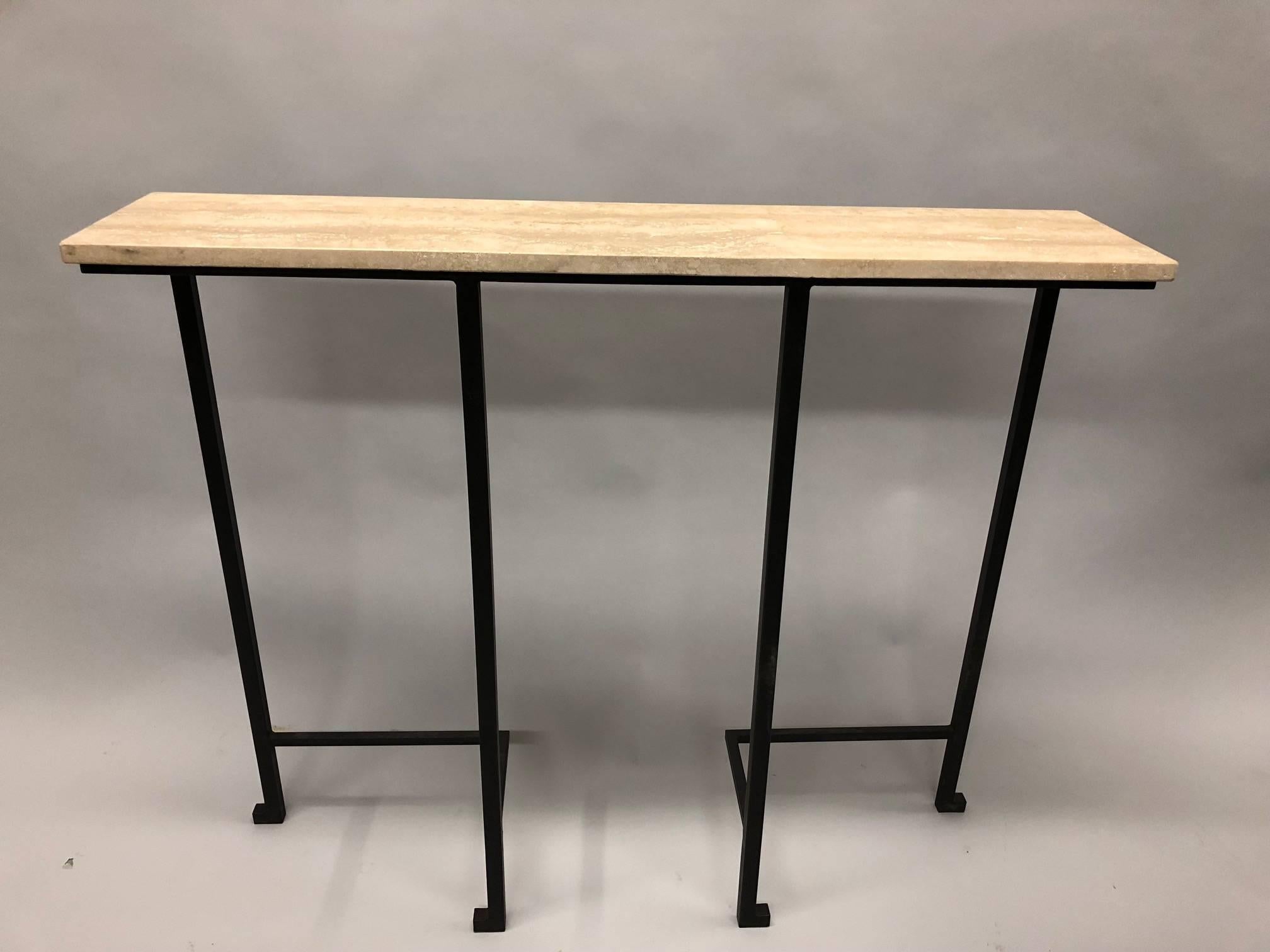 2 französische Konsolen aus Schmiedeeisen und Stein im Mid-Century Modern-Stil, Marc Duplantier (Moderne der Mitte des Jahrhunderts) im Angebot