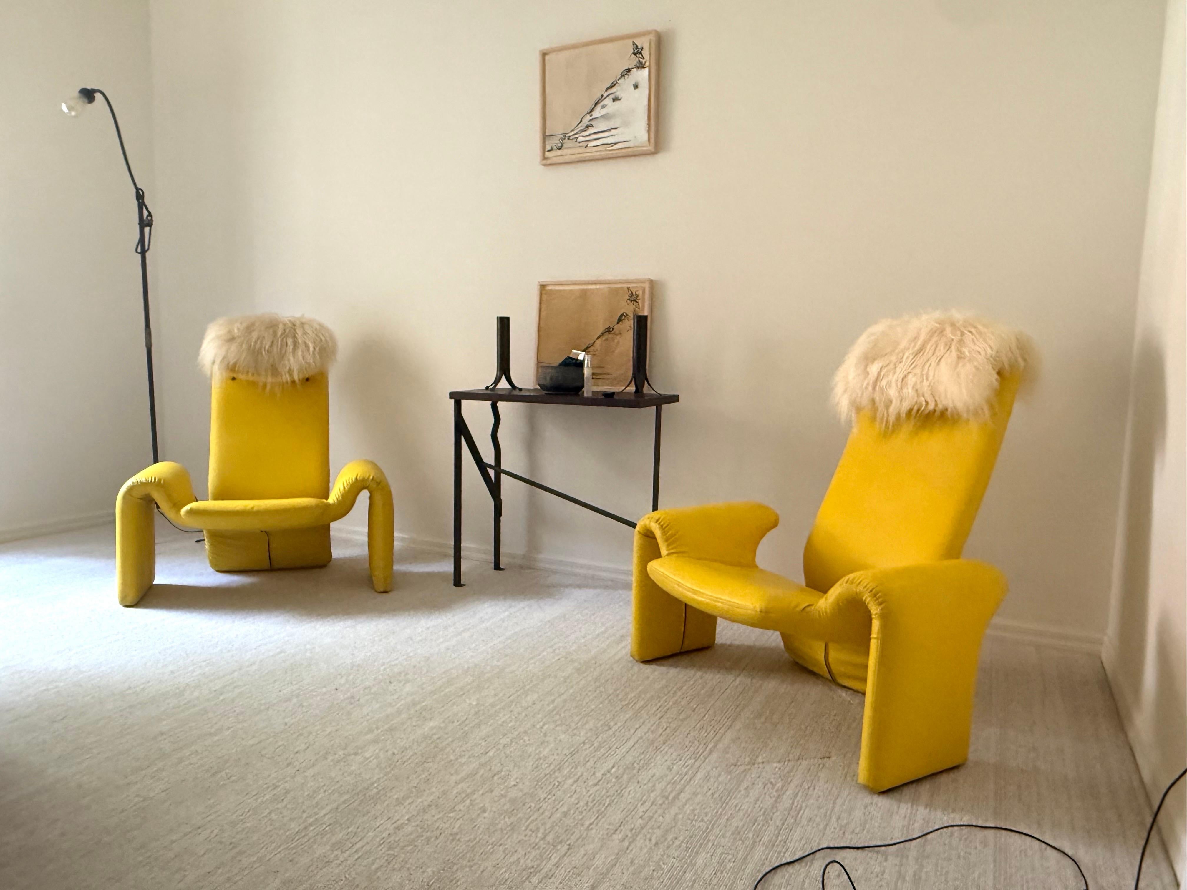 Pair of French Organic Modern Leather Lounge Chairs & Ottoman, Pierre Paulin For Sale 12