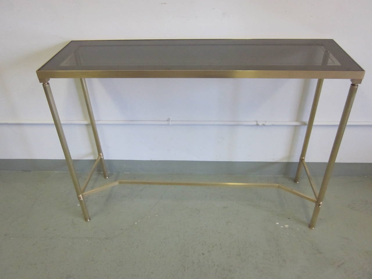 Mid-Century Modern French Midcentury Brass and Reverse Painted Glass Console / Sofa Table, Baguès For Sale