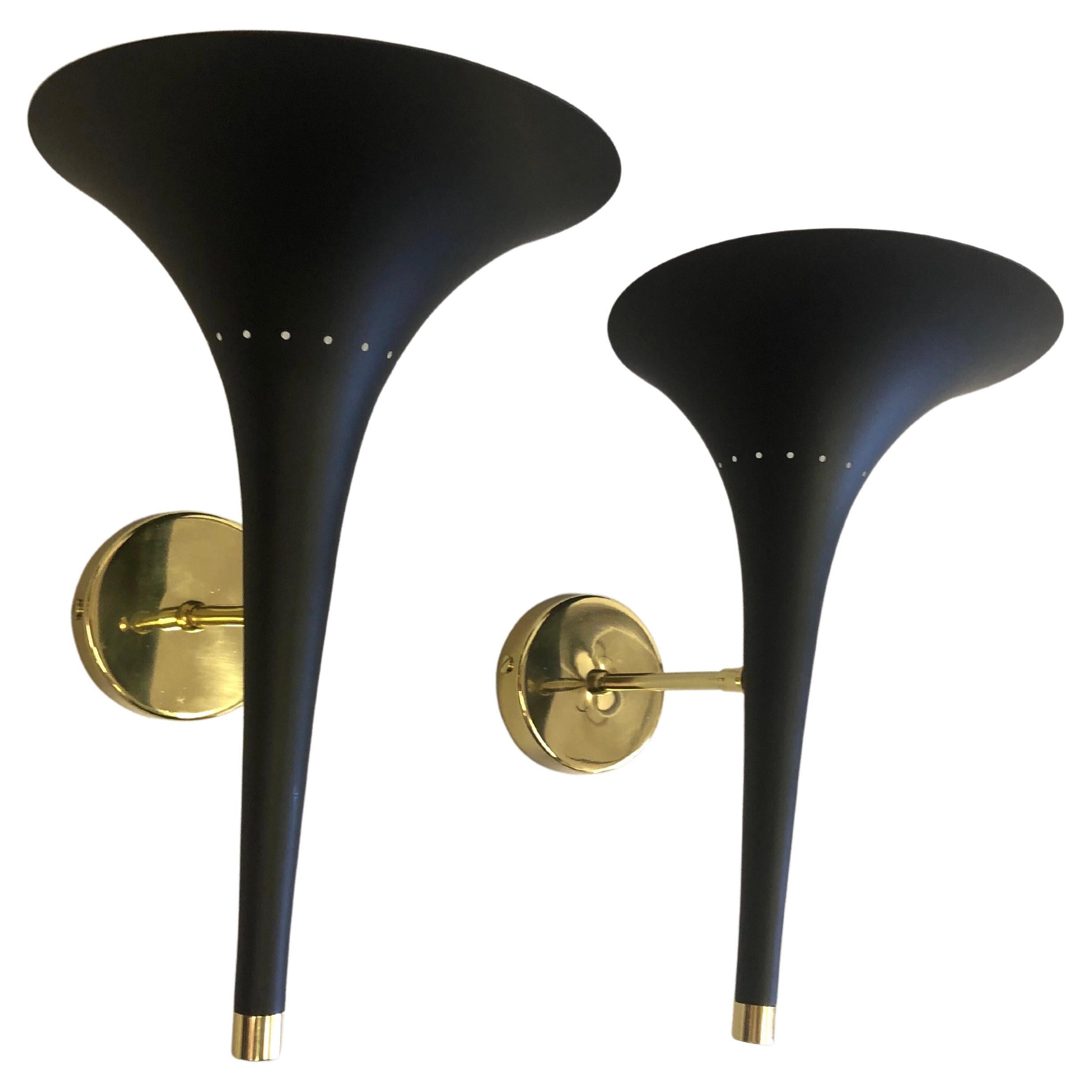Pair of Italian Mid-Century Modern Sconces Attributed to Stilnovo For Sale