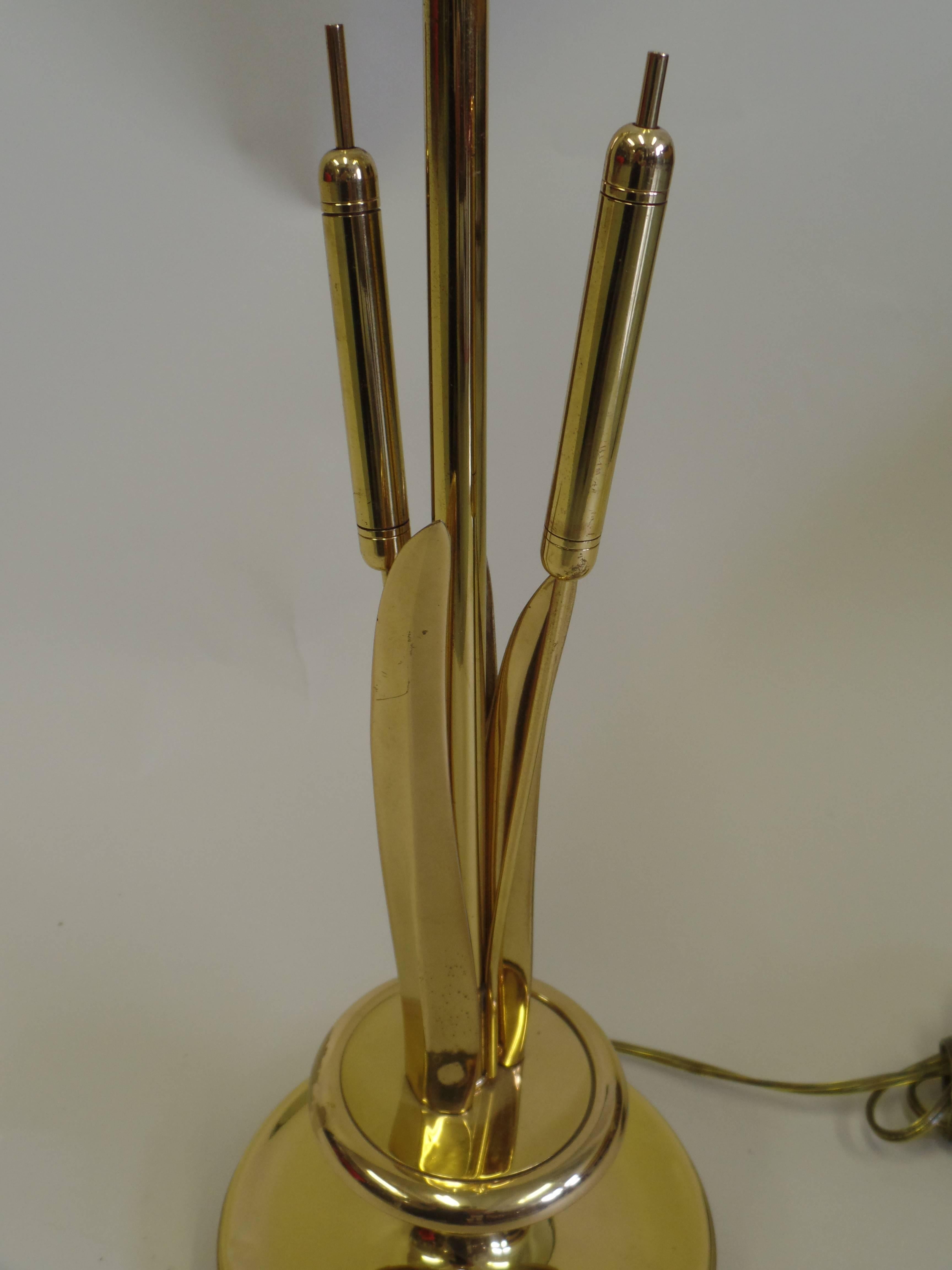 Hand-Crafted Pair of French Mid-Century Modern Brass Table Lamps Attributed to Maison Charles For Sale