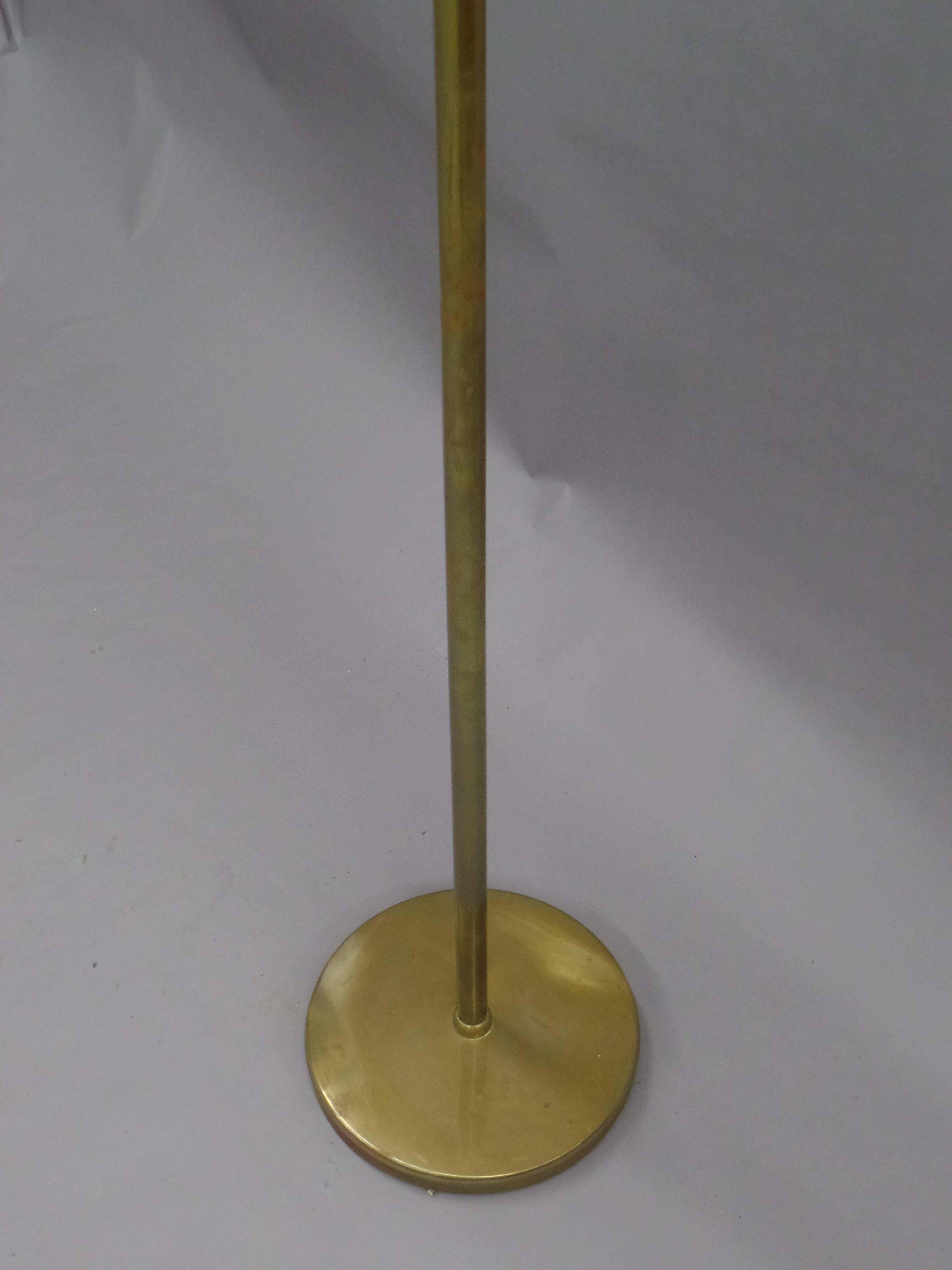 Pair of Large French Mid-Century Modern Brass Floor Lamps Attr. Maison Bagues In Good Condition In New York, NY