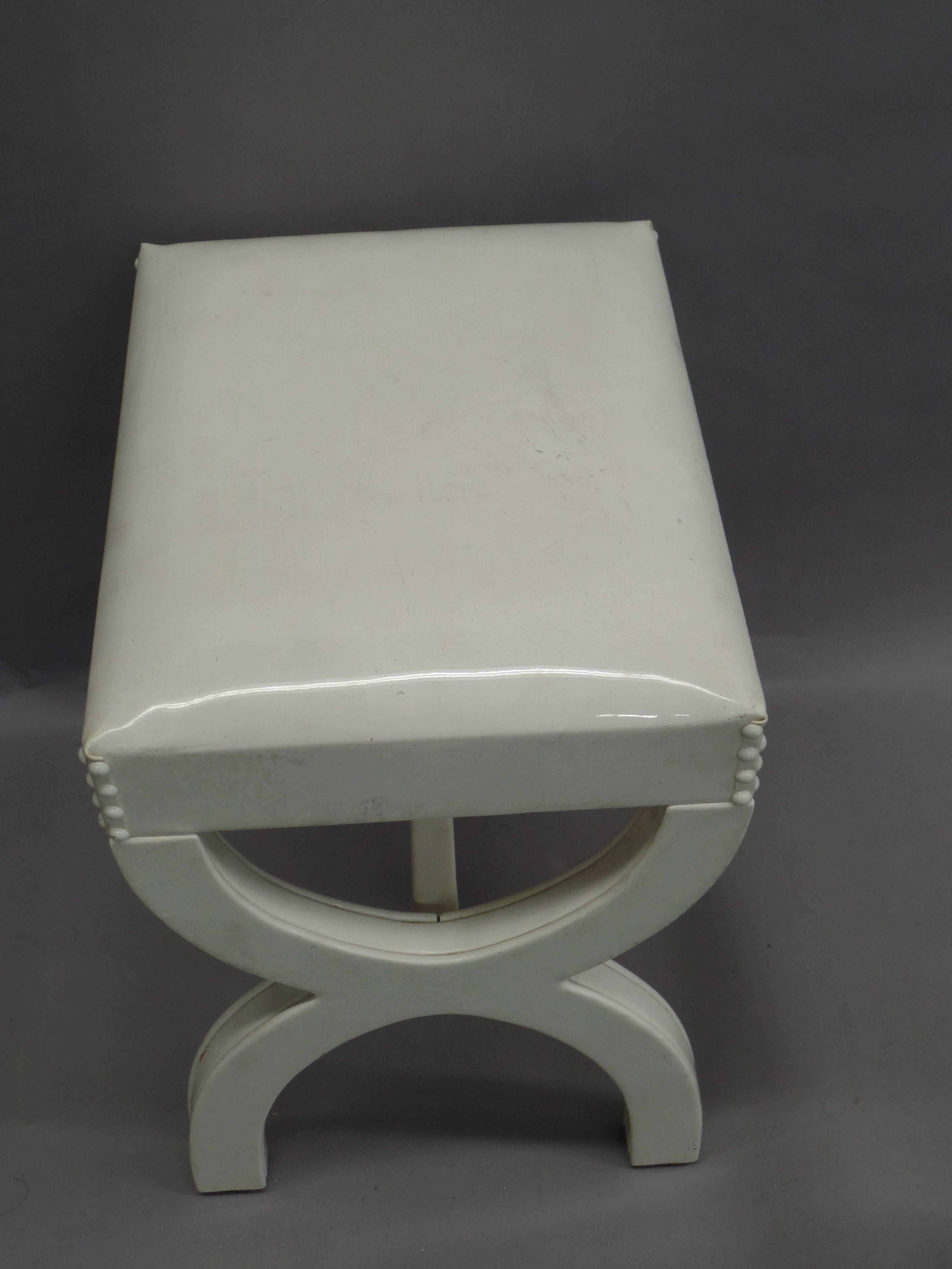 Hand-Crafted French Modern Neoclassical Bench in White Simi-Leather in style of Andre Arbus For Sale