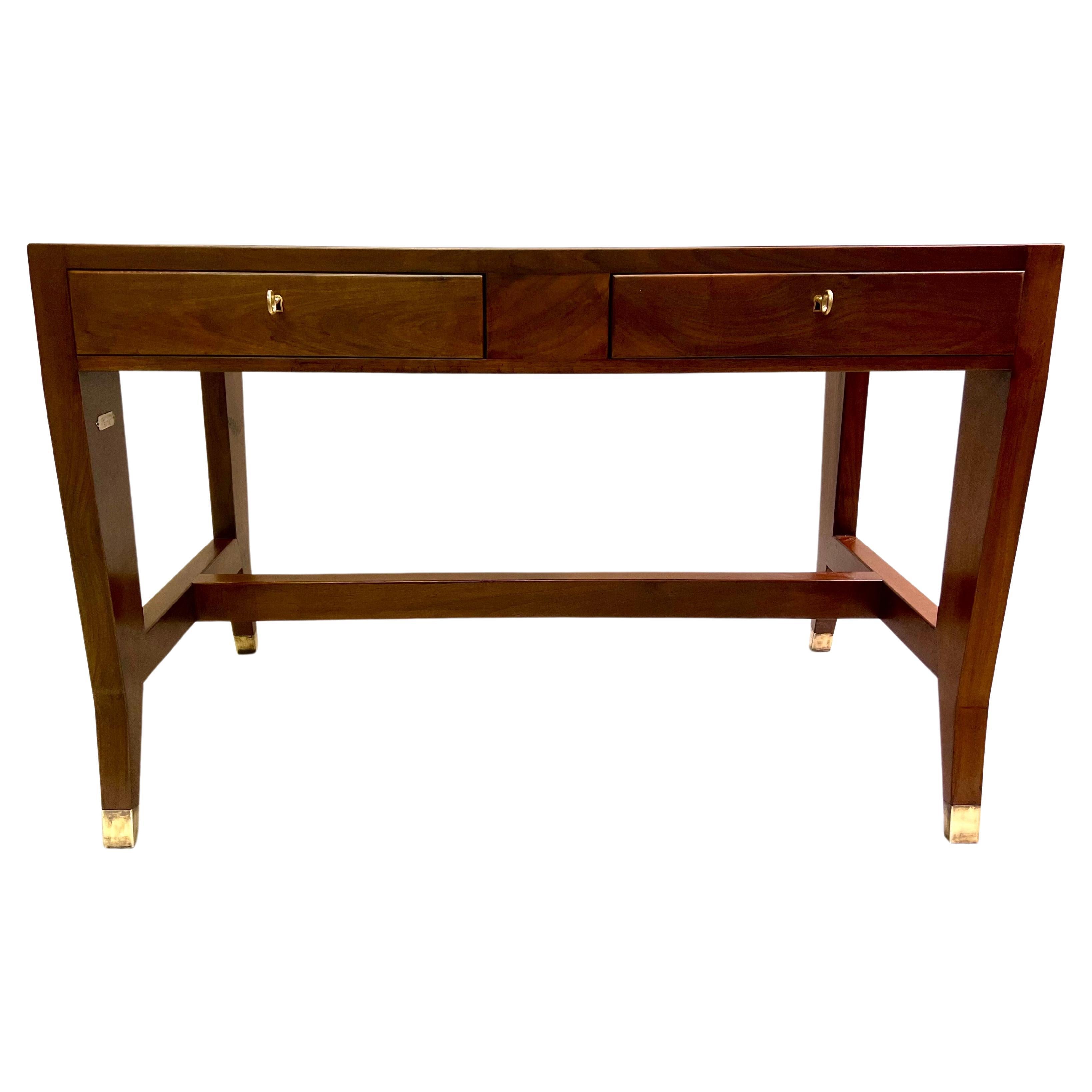 Escritorio ejecutivo italiano moderno de mediados de siglo, de ónice negro, cristal y nogal, de Gio Ponti en venta