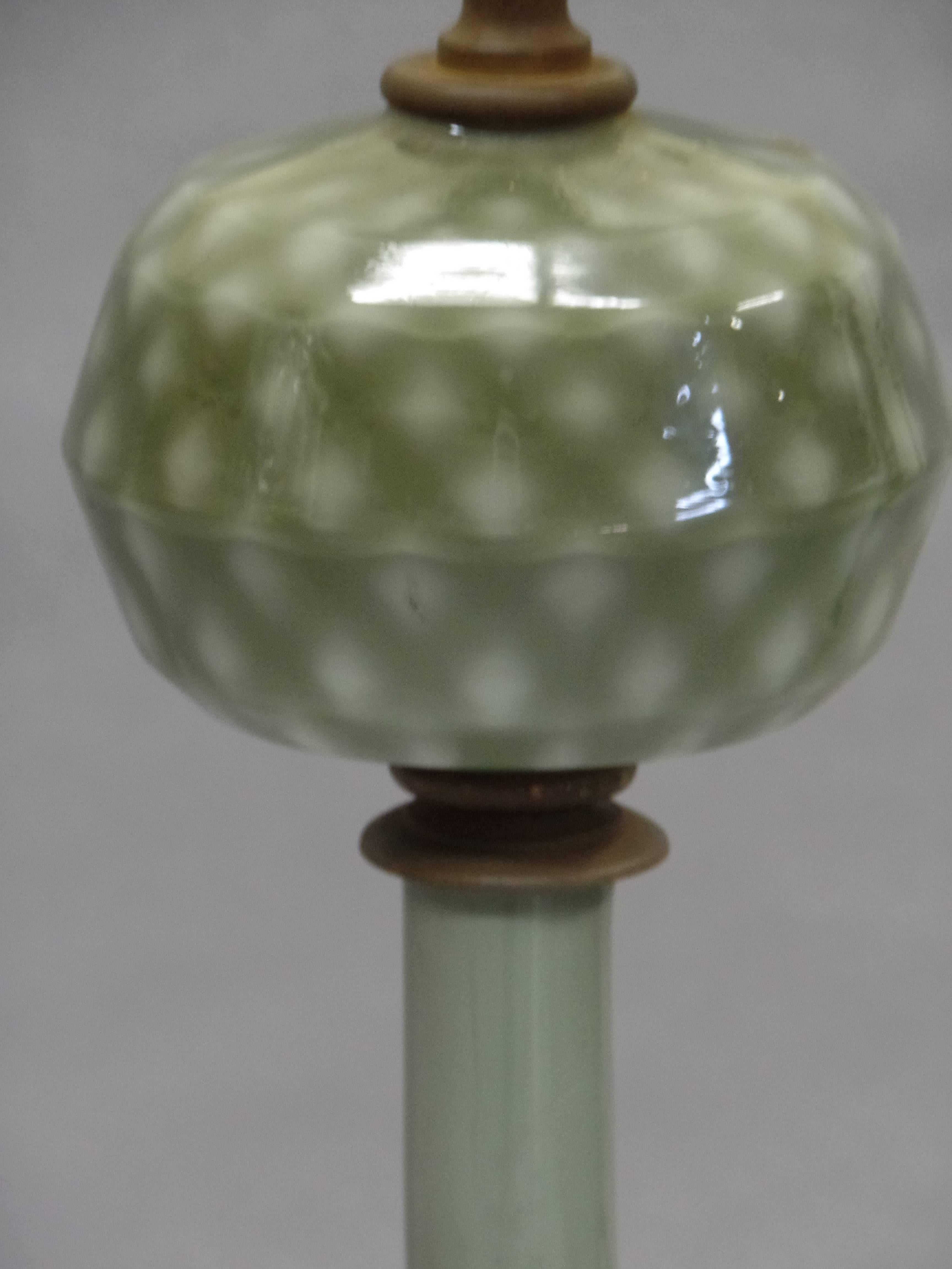 Pair of Large Mid-Century Modern Neoclassical Murano/Venetian Glass Table Lamps In Good Condition For Sale In New York, NY