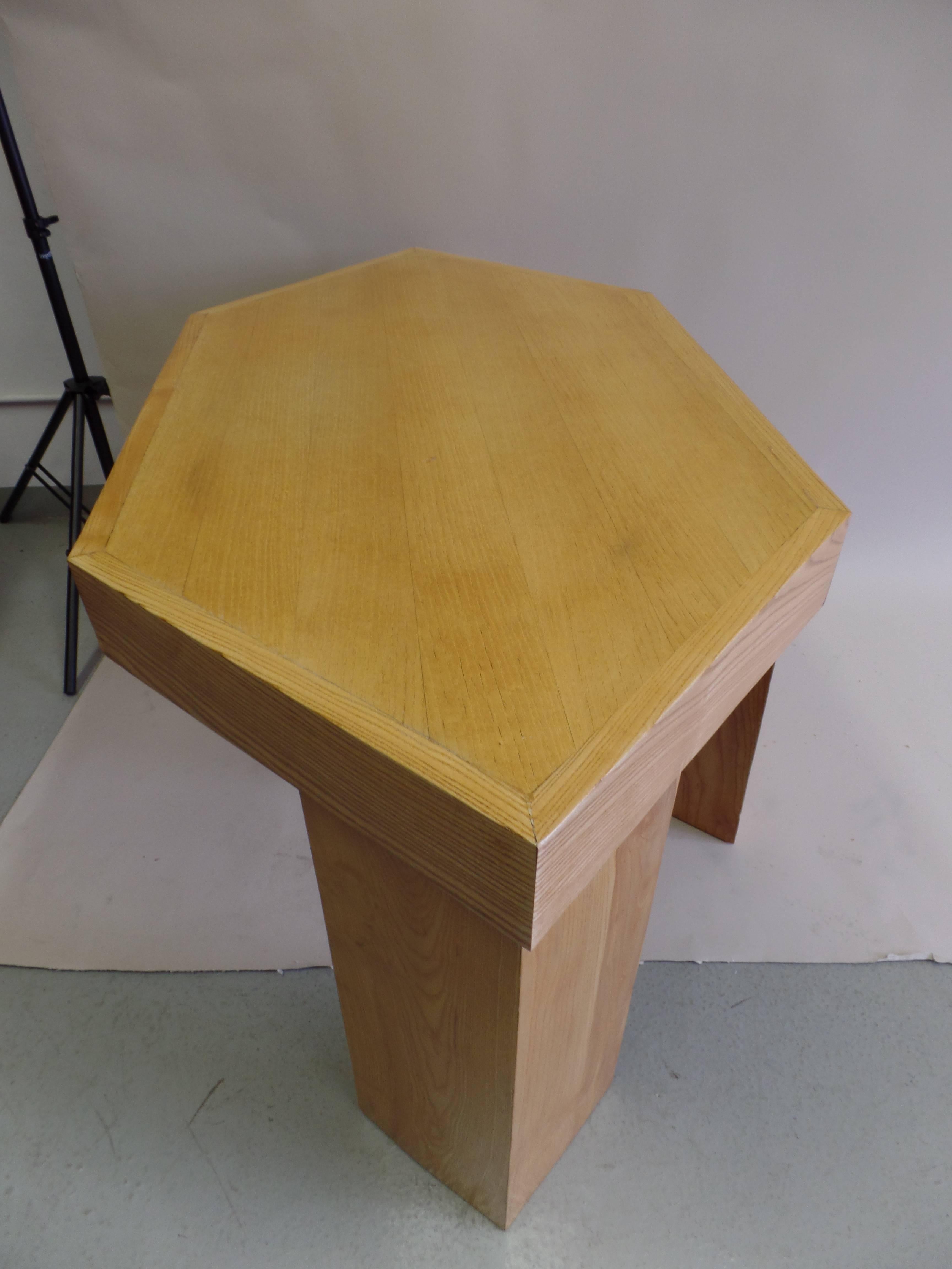  French Futurist / Mid-Century Modern Trapezoid Desk by Alain Marcoz, circa 1956 For Sale 2