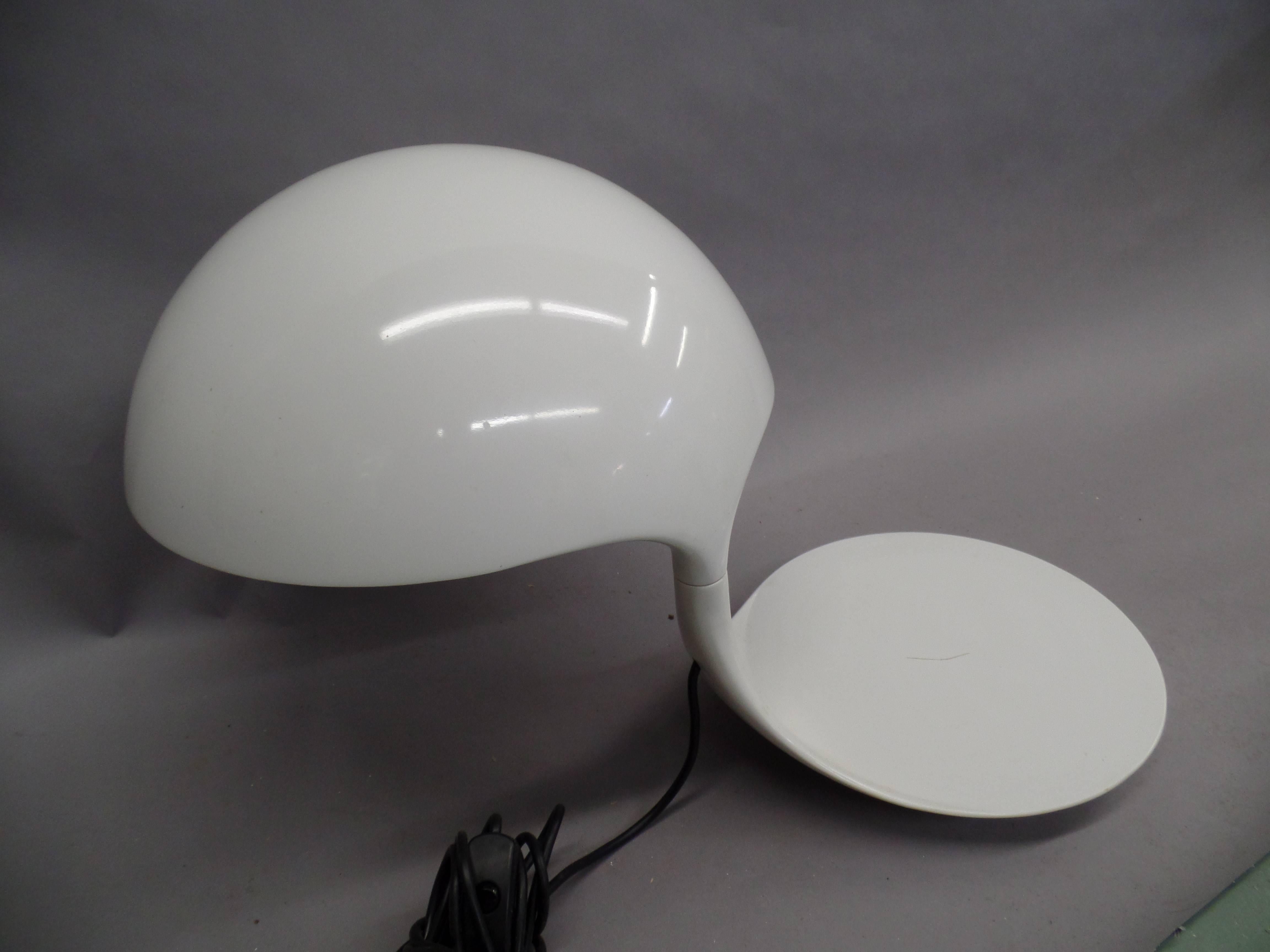 Iconic Italian Design 'Cobra' Table Lamp by Elio Martinelli 1