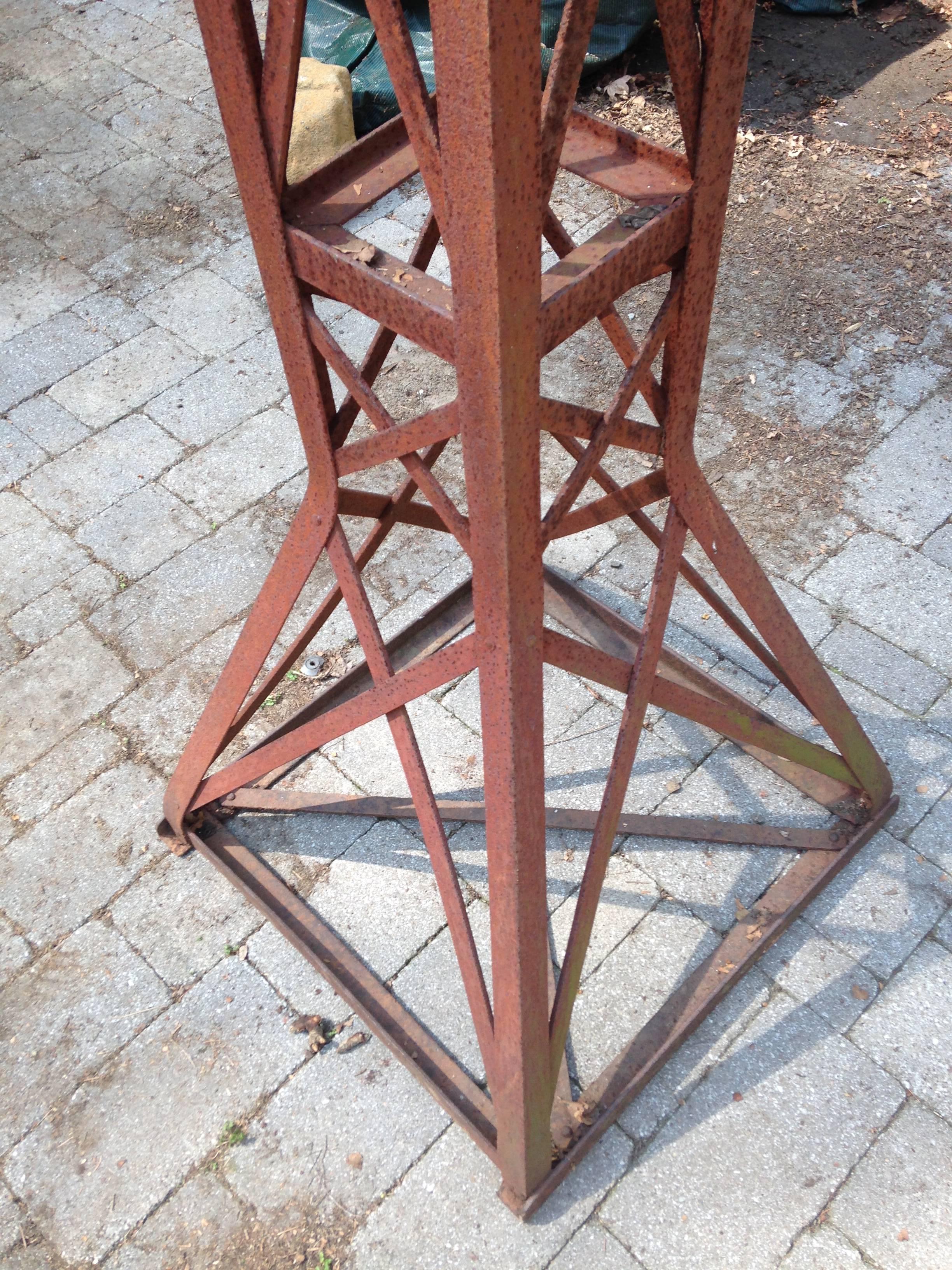 Rare Large French Early Modern Iron Sculpture / Eiffel Tower Obelisk, 1920 For Sale 1