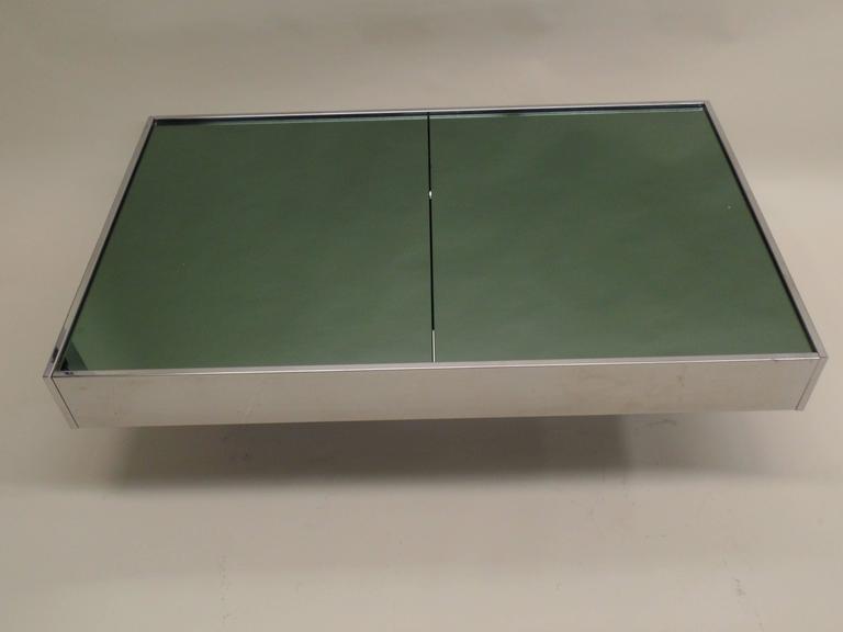 Expandable Italian Mid-Century Modern Coffee Table by Willy Rizzo for Cidue 1970 In Good Condition For Sale In New York, NY