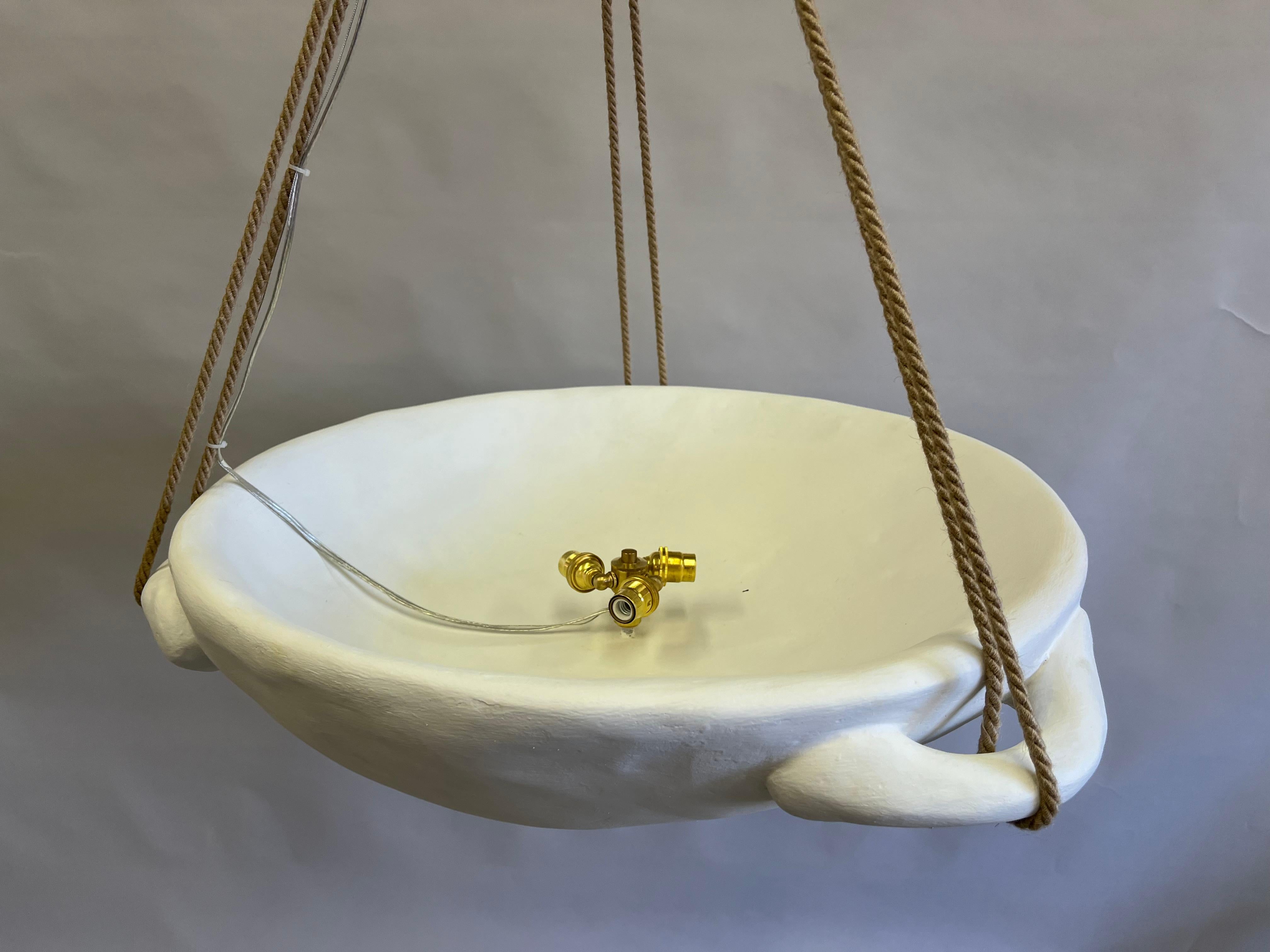 Dos consolas o bases de mesa de comedor francesas de mediados de siglo, de hierro dorado, 1925 Francés en venta