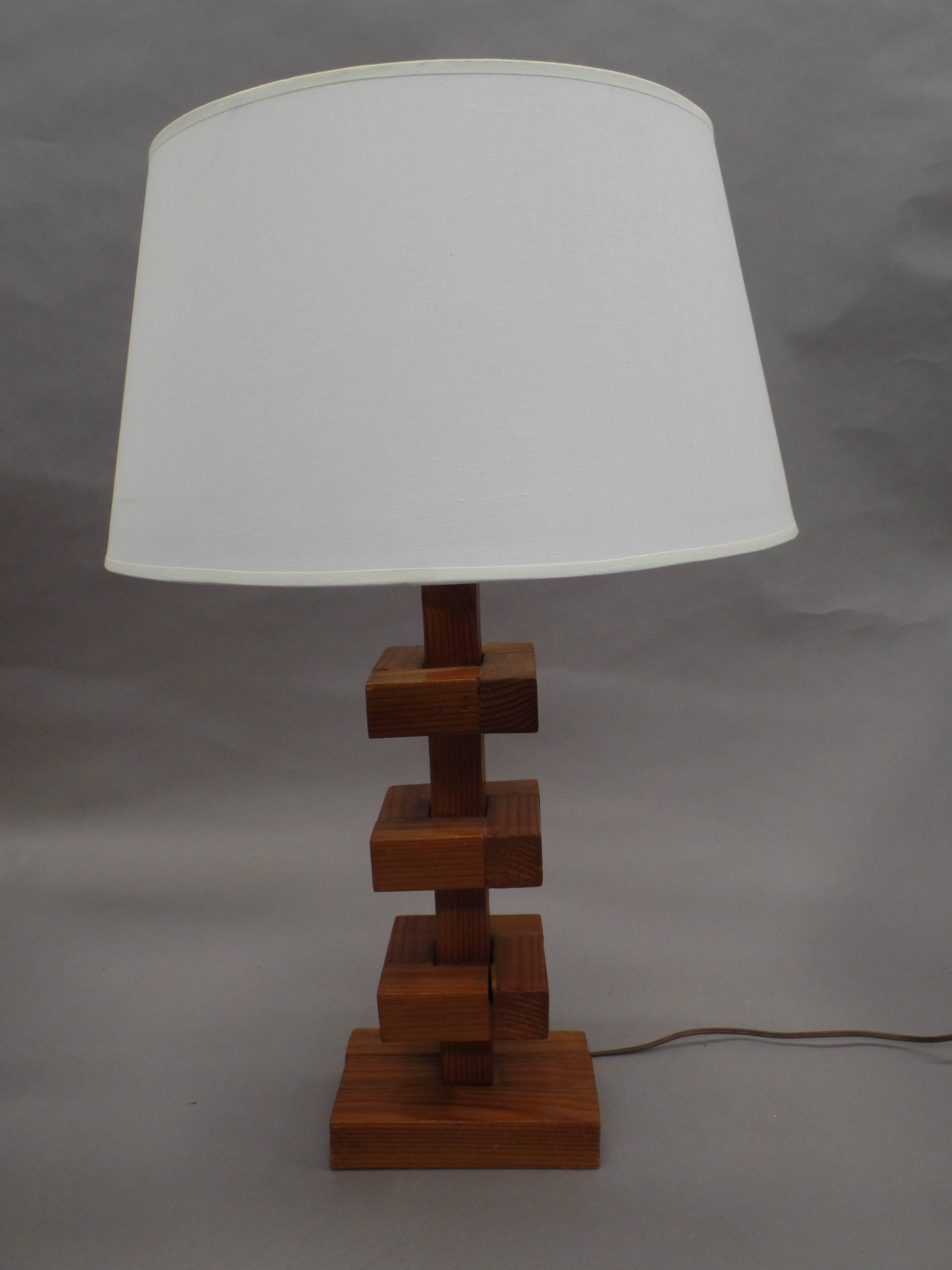 European Important Pair of Constructivist Table Lamps in the Style of Alexandre Rodchenko