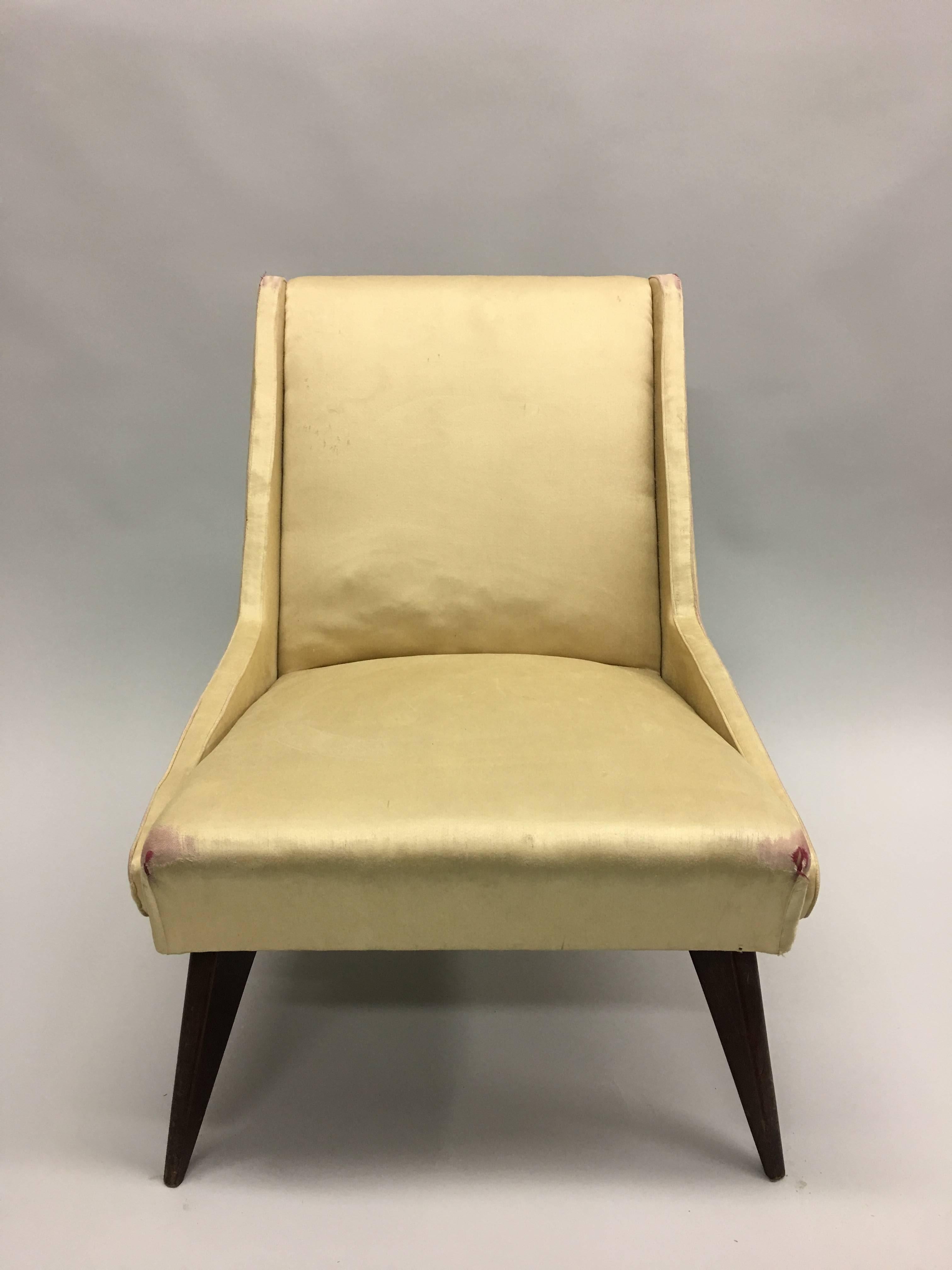 Paire de fauteuils de salon/ pantoufles italiens de style mi-siècle moderne par ISA, 1950 en vente 1