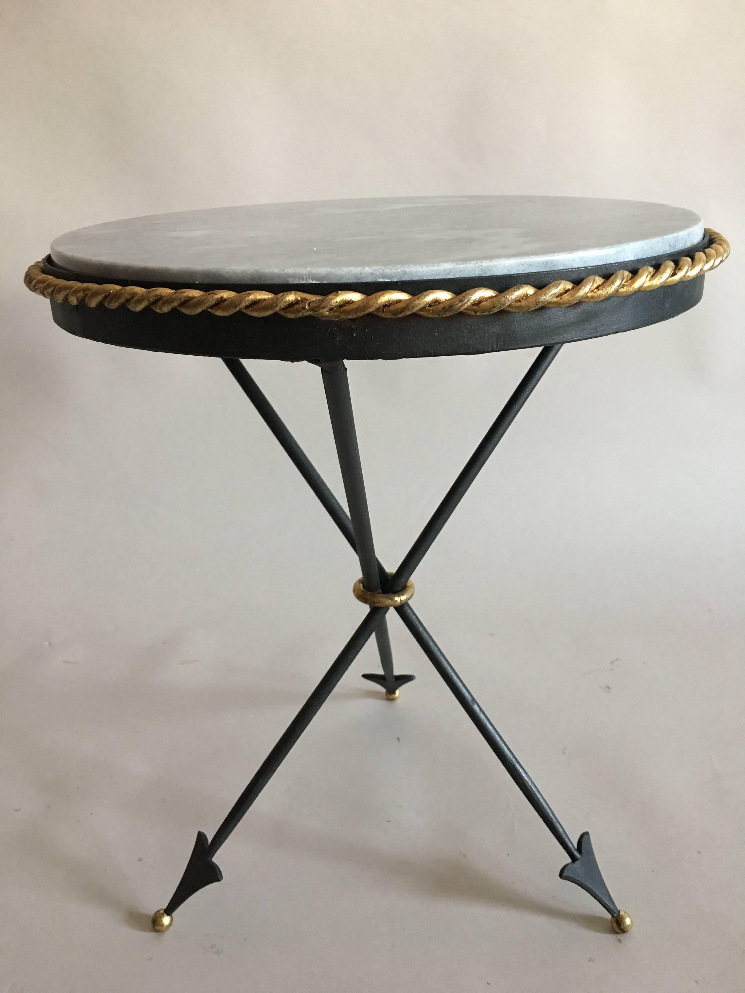 Pair of French Mid-Century Modern Neoclassical Gilt Iron and Marble Side Tables In Good Condition For Sale In New York, NY