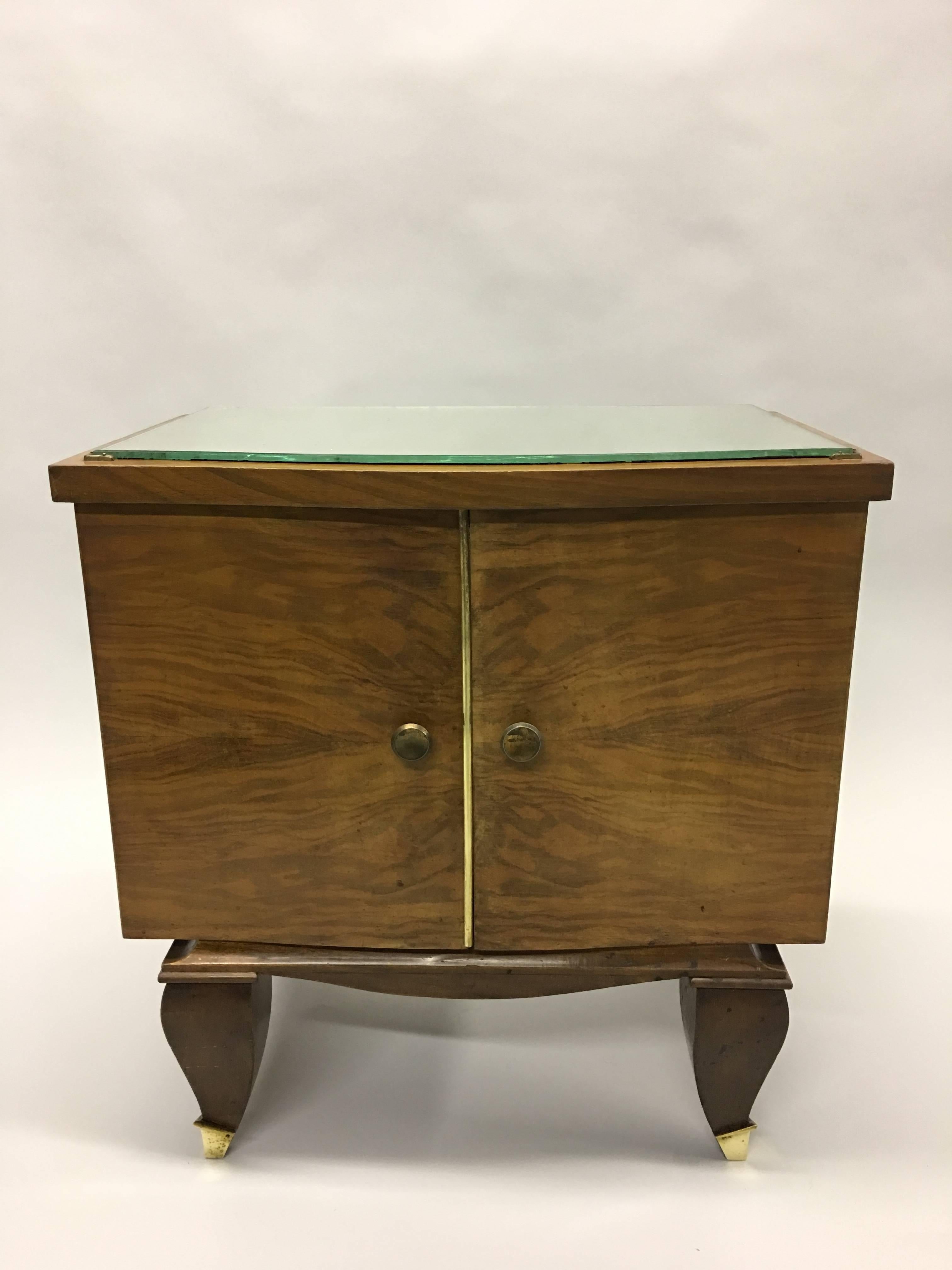 Pair of Mid-Century Modern Neoclassical Side Tables/Nightstands, Rene Prou In Good Condition For Sale In New York, NY