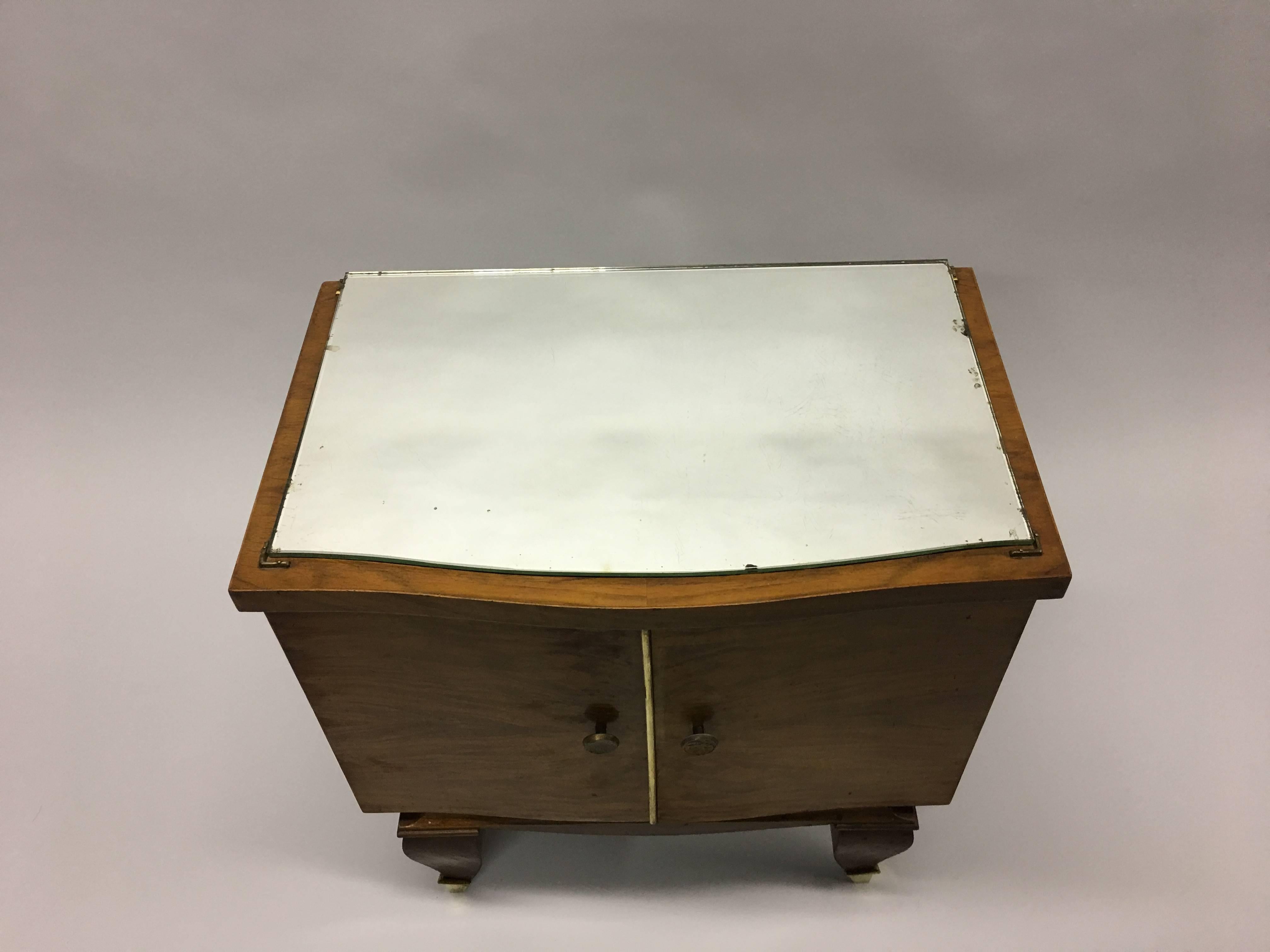 French Pair of Mid-Century Modern Neoclassical Side Tables/Nightstands, Rene Prou For Sale