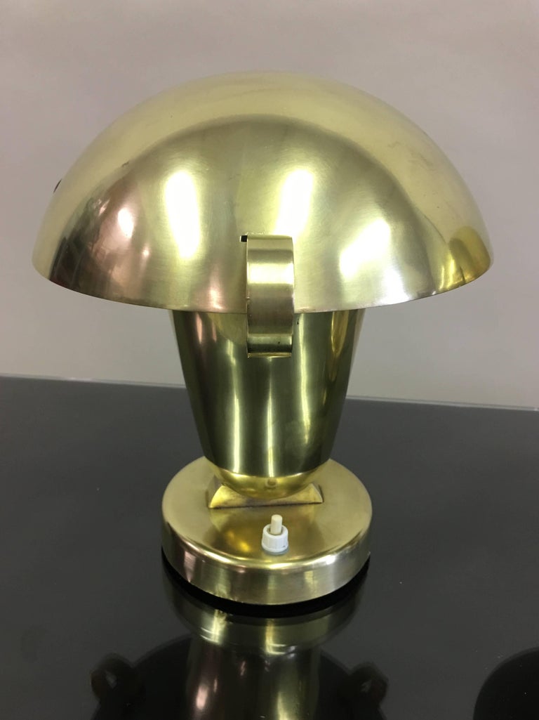 Pair of Italian Mid-Century Modern Neoclassical Brass Table Lamps, Fontana Arte In Good Condition For Sale In New York, NY