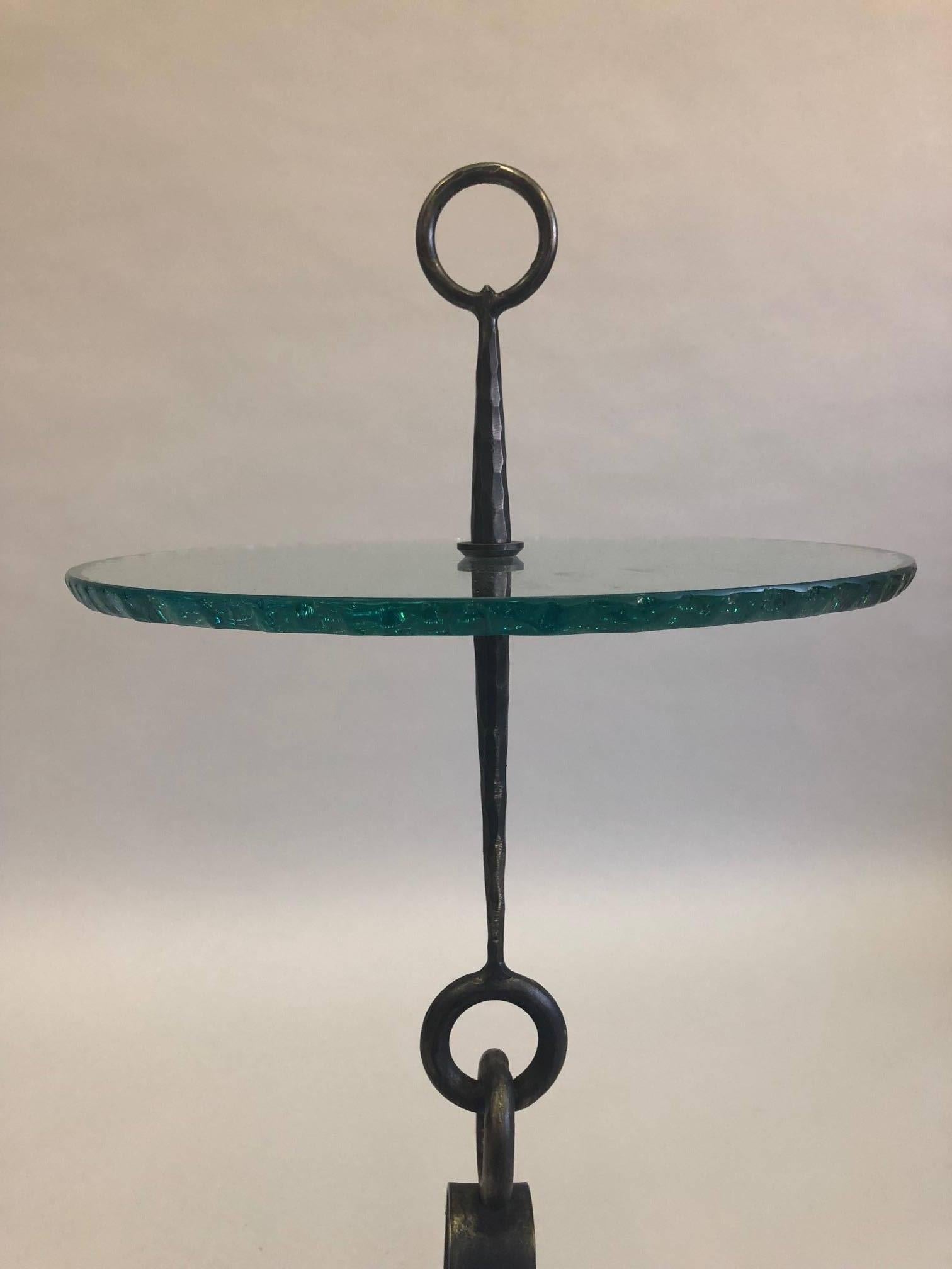 20ième siècle Paire de tables d'appoint en fer forgé italiennes Modernity et néoclassiques sur mesure, style Hermes en vente