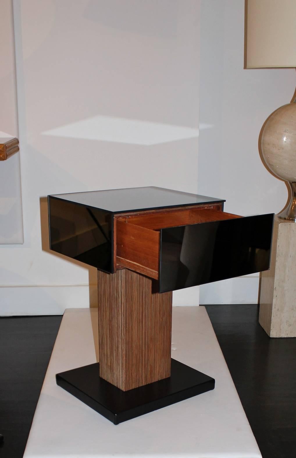 Mid-Century Modern Pair of Paul Frankl Side Tables
