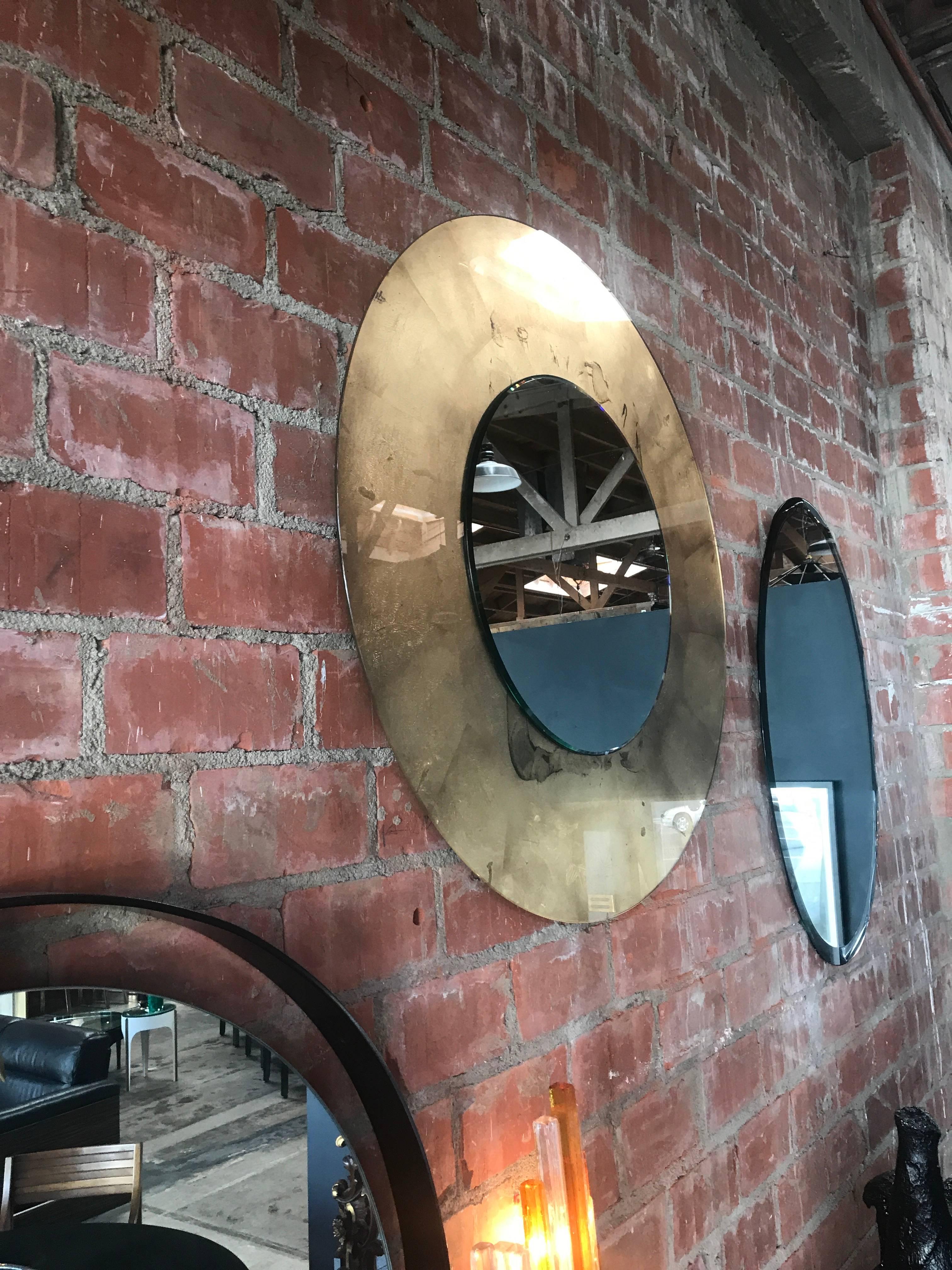 Late 20th Century Italian Round Mirror with Gold Leaf