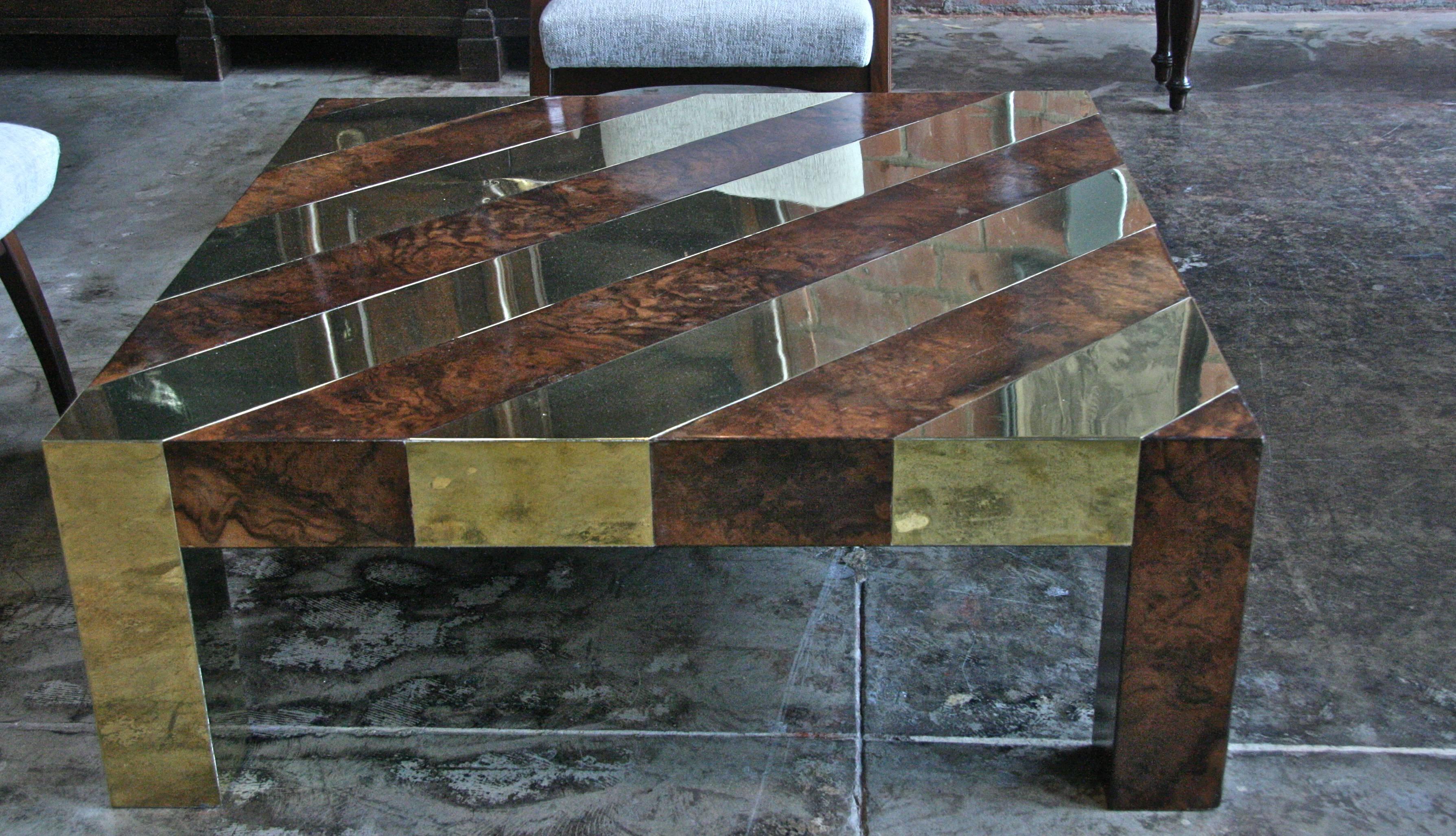 Walnut veneer and brass striped design bring this coffee table to la dolce Vita.